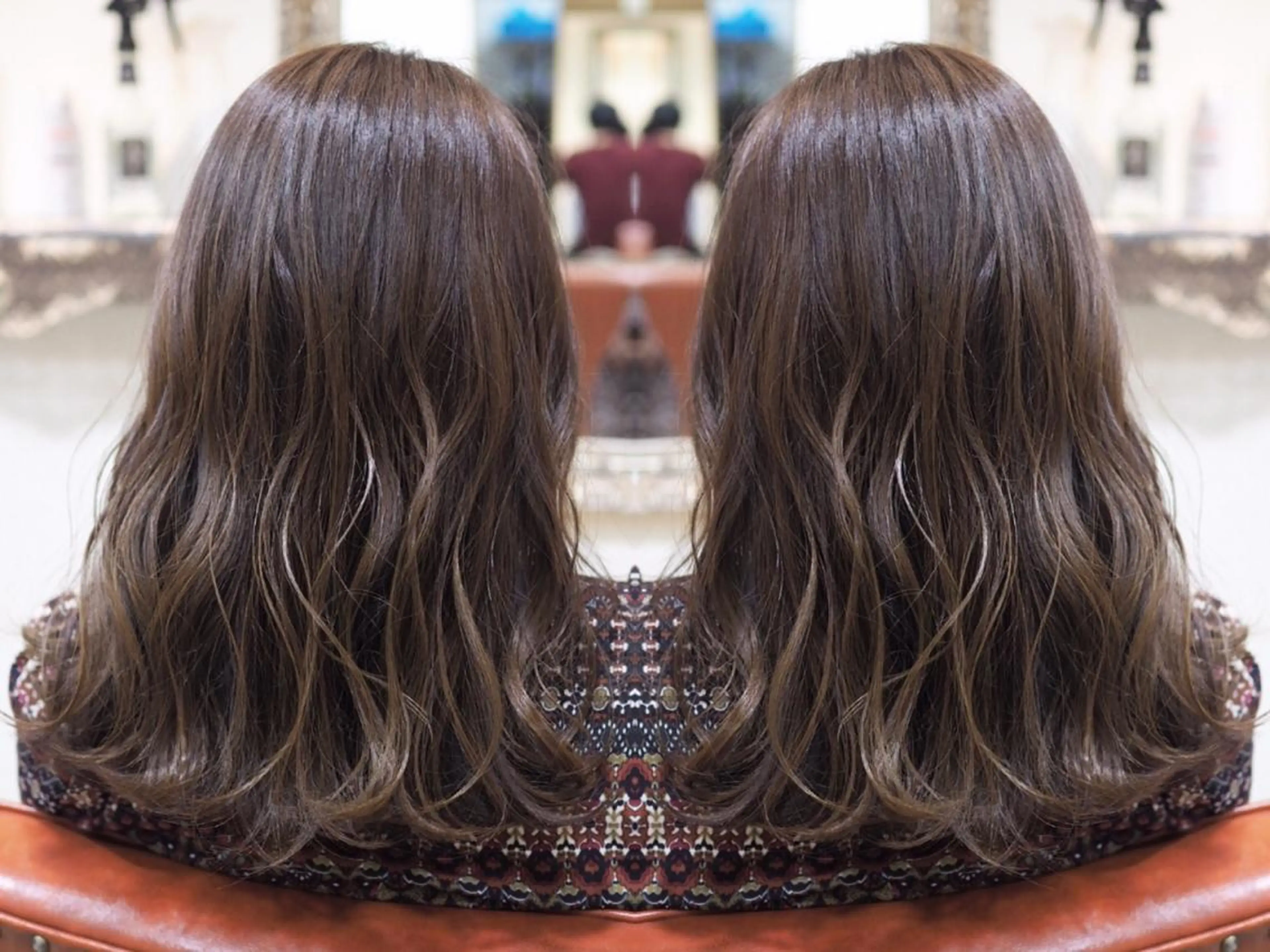 ミディアム カラー 難波 茜のヘアスタイル