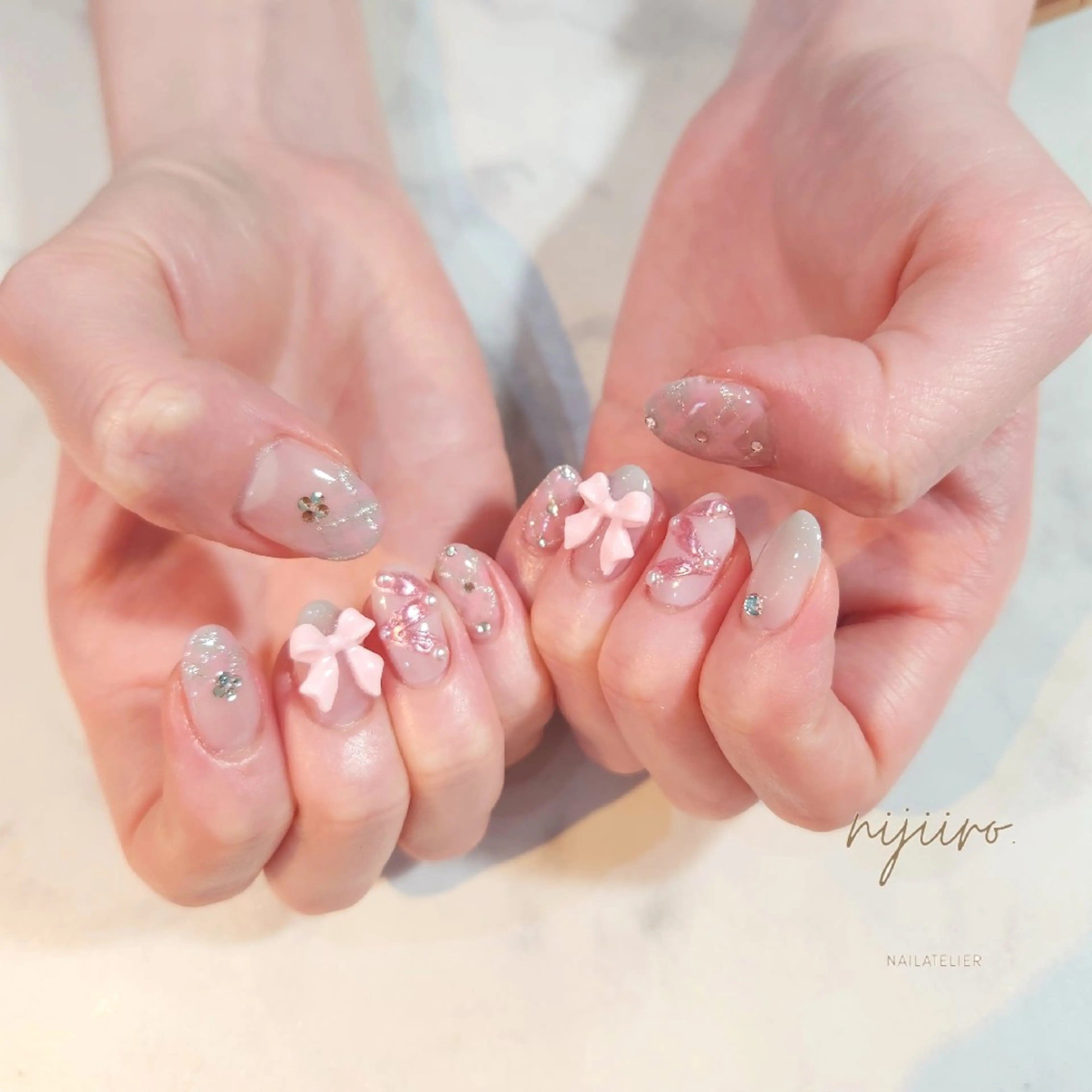 ネイル ハンドネイル nailatelier nijiiro.所属・nijiiro🌈 サトウのネイルデザイン