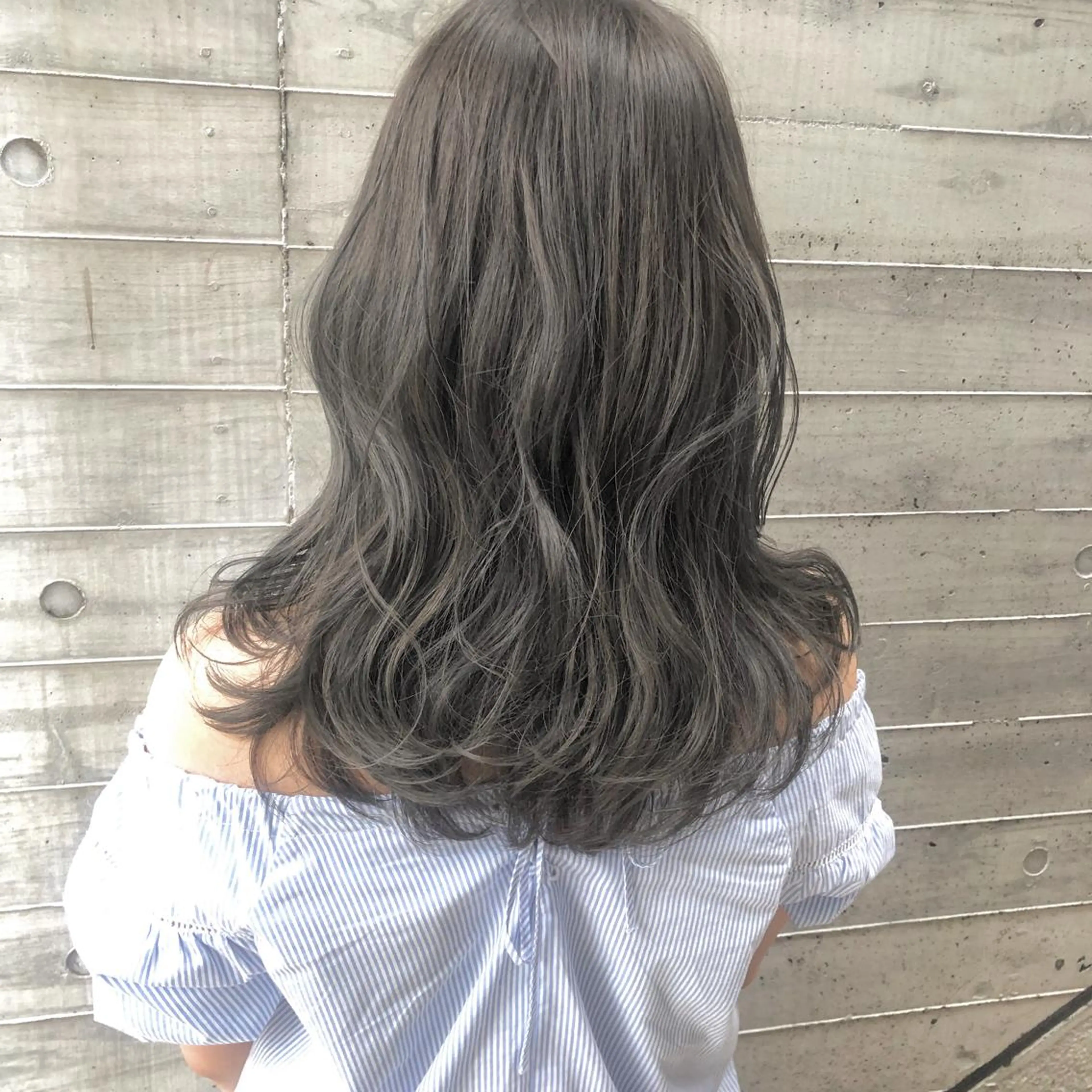 ミディアム カラー ヘアカラー トリートメント ブリーチなしで透明感 艶カラー【Ryo】のヘアスタイル