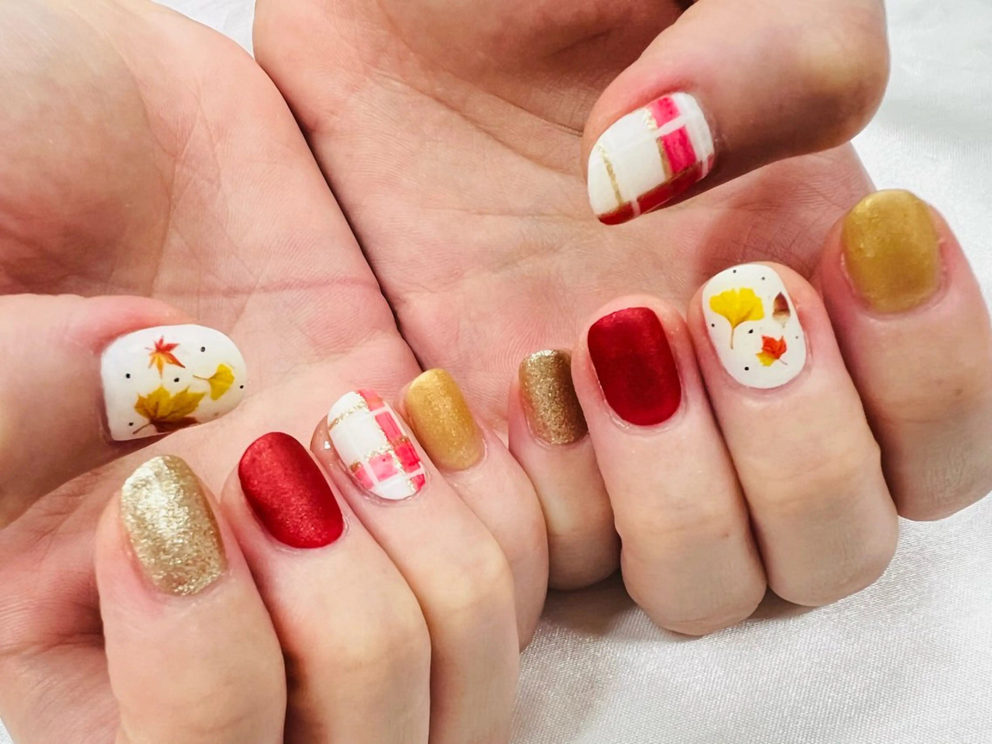 ネイル ユリシスネイル 担当近藤のネイルデザイン