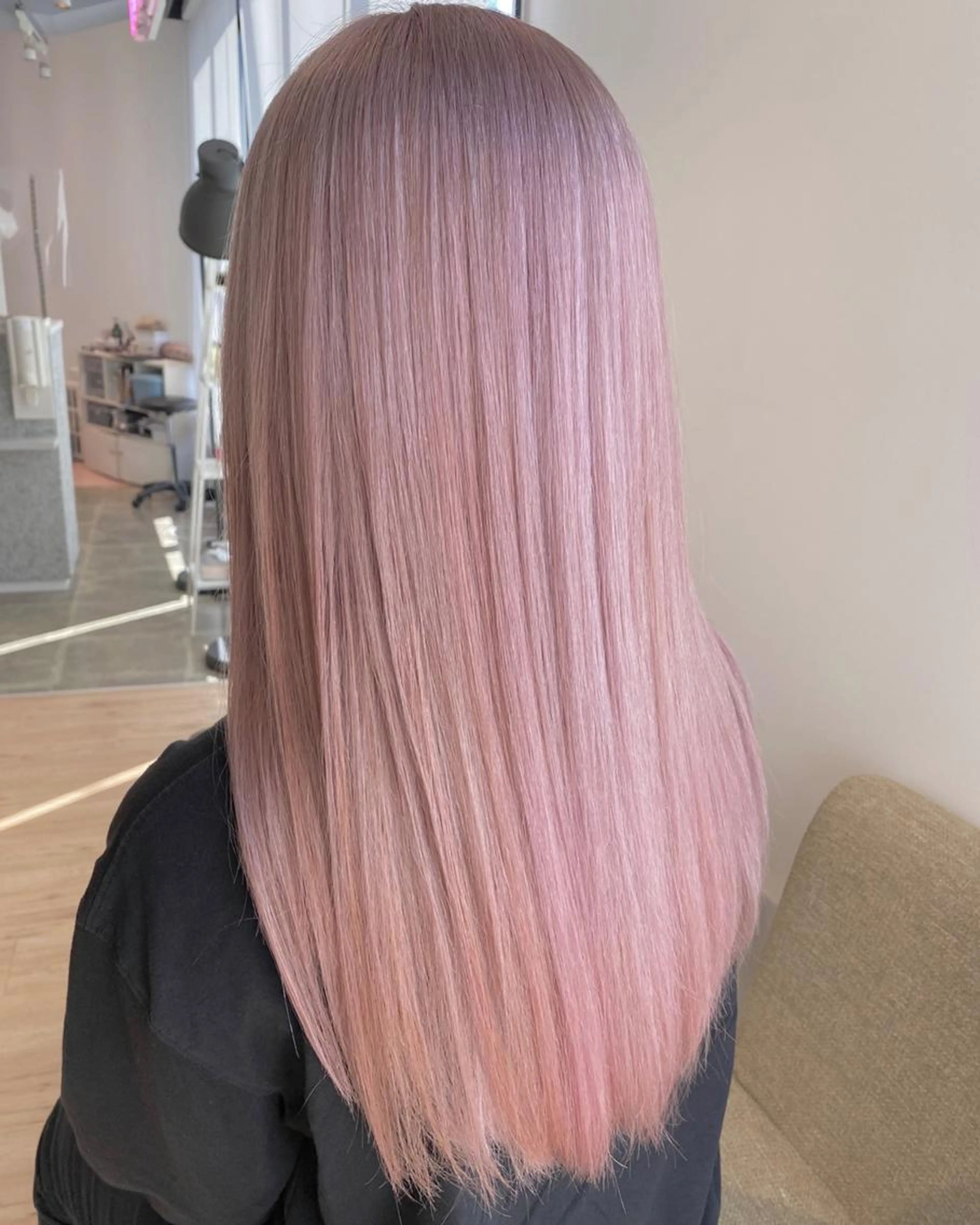 【平日限定🌼ピンク系カラー💗】ダブルカラー【フルケアブリーチ＋フルカラー】の写真
