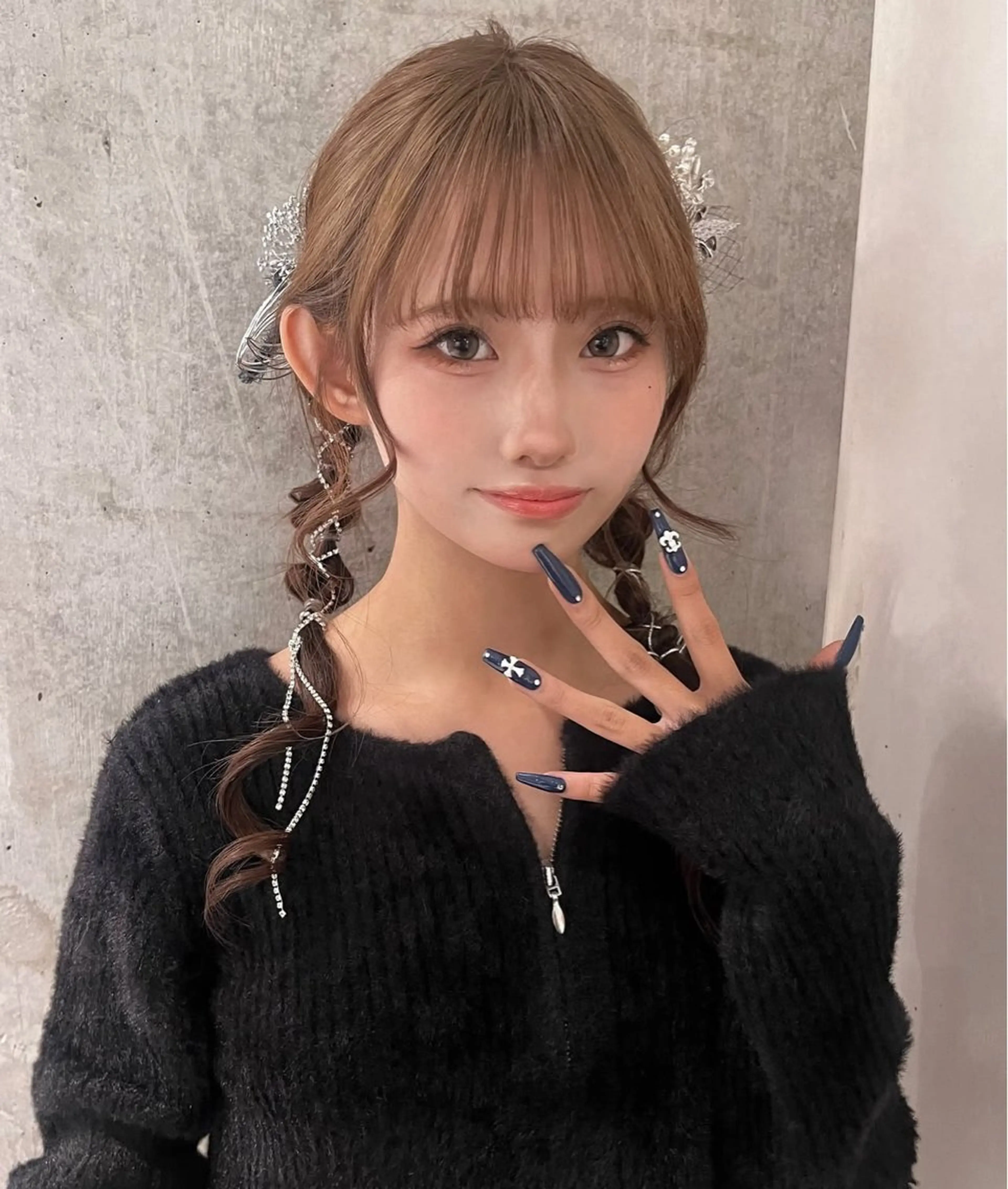 ロング カラー ブラウンカラー ヘアカラー ニーナ/MONIQA /ハイトーンカラーのヘアスタイル