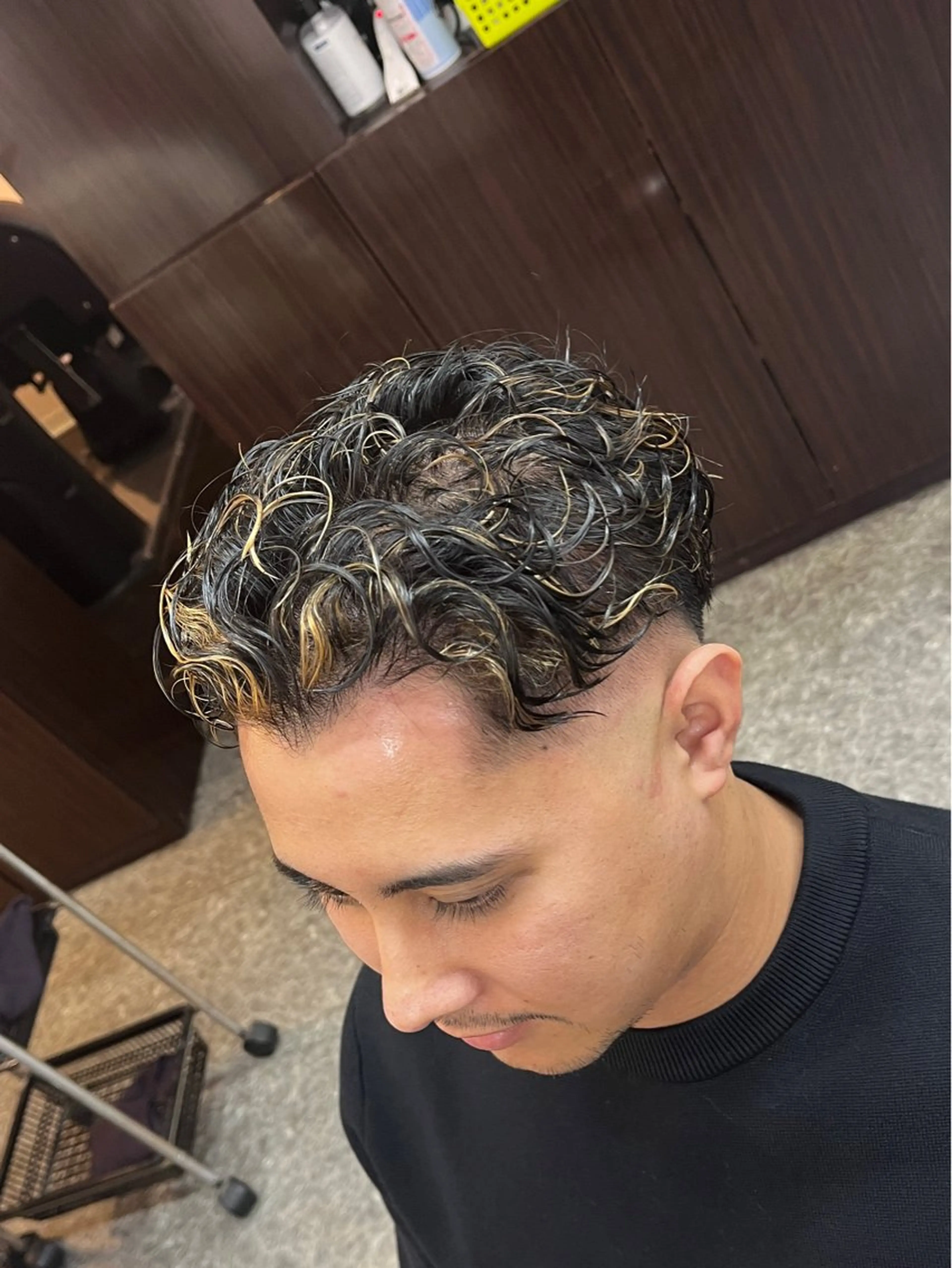 ミディアム パーマ CuMARi所属・予約の98.7%パー マ🌈men's専門のヘアスタイル