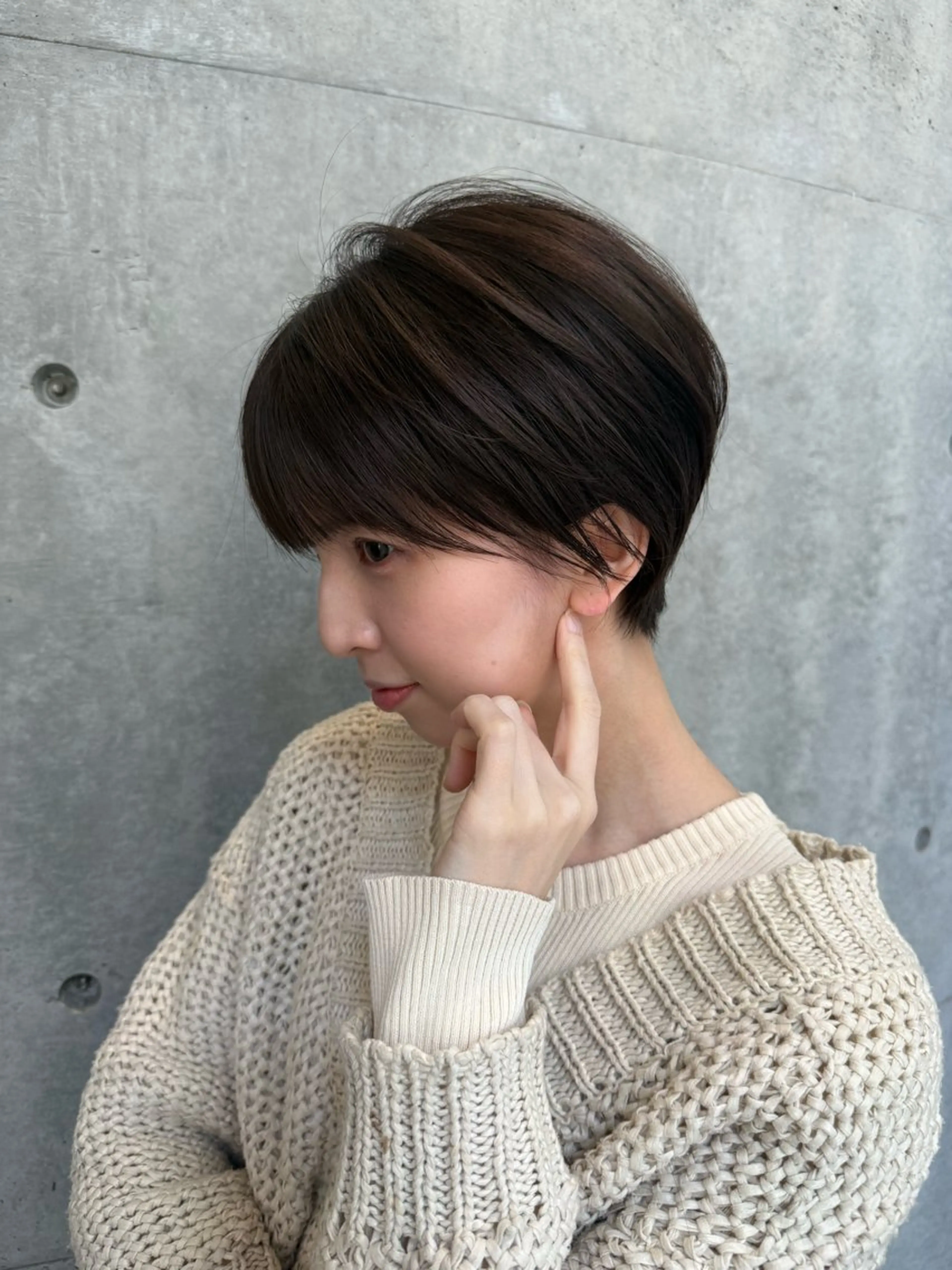 ショート ボブ 顔周りカット 髪質改善 韓国風ヘア レイヤーカット 大人美人ショート 杉浦主馬のヘアスタイル