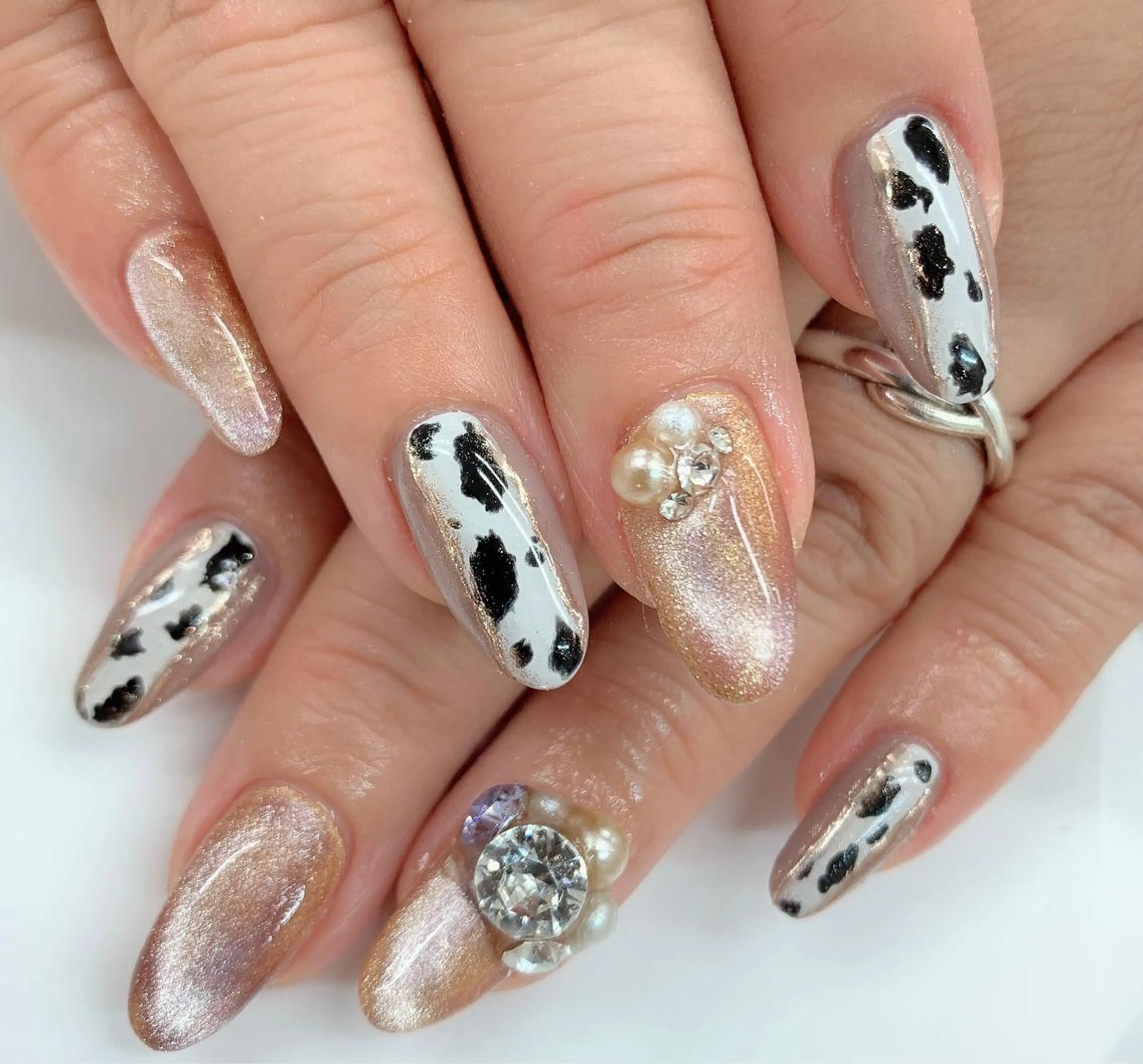 セミロング ネイル 持ち込み ハンドネイル bo-nheur ボ・ヌールのネイルデザイン