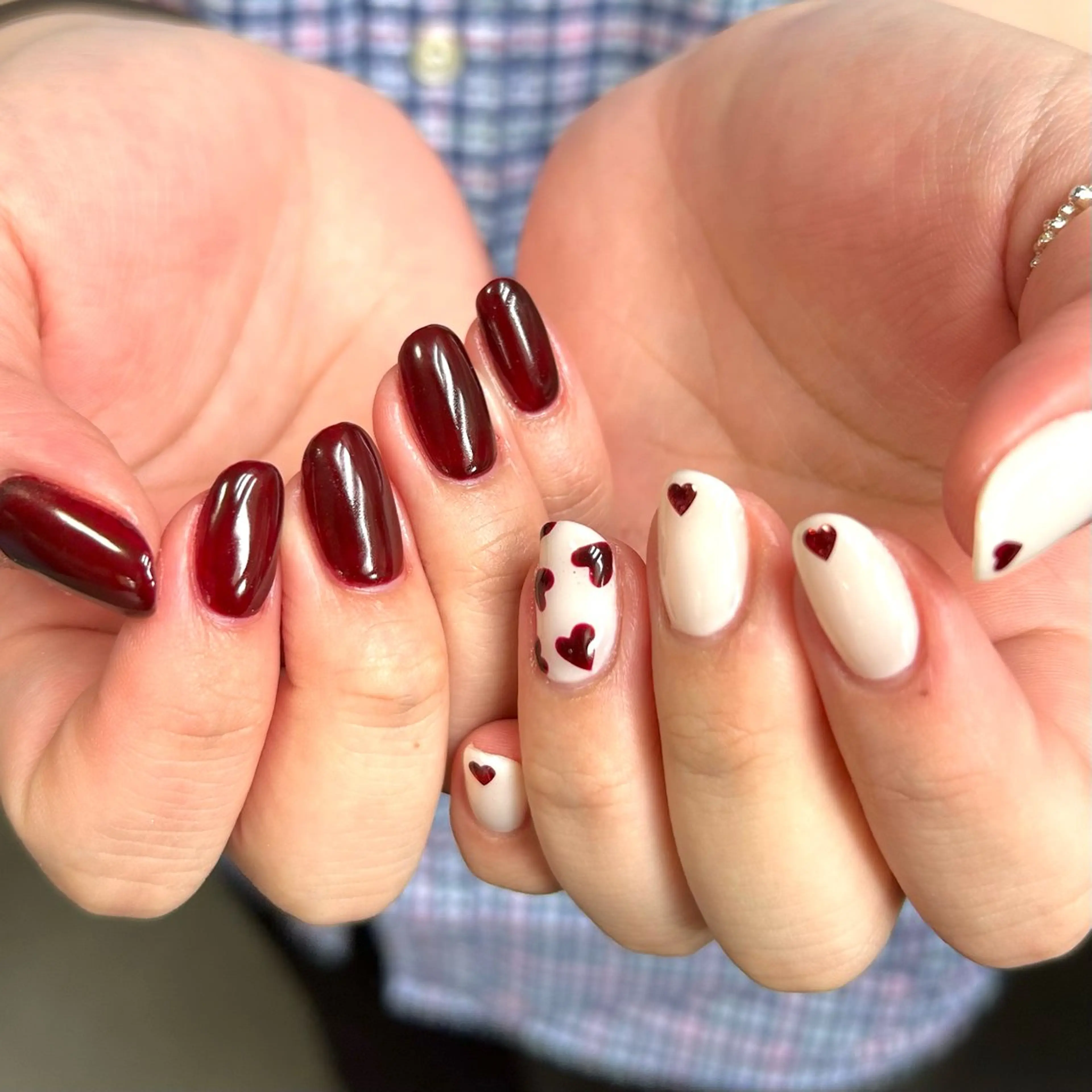 ネイル ボルドー ハート shine'an fuka🌿🫧のネイルデザイン