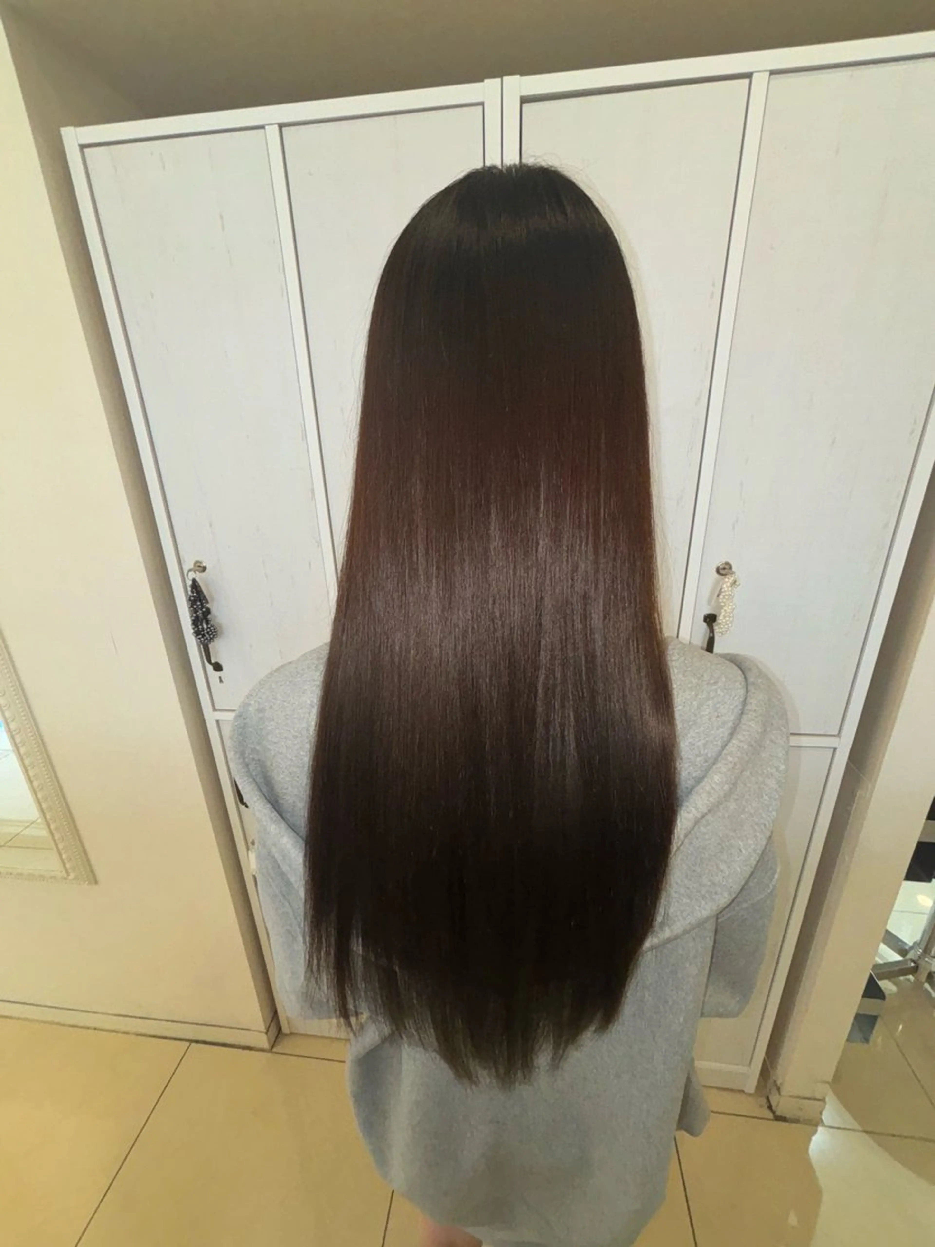 ロング 伊藤 綾のヘアスタイル