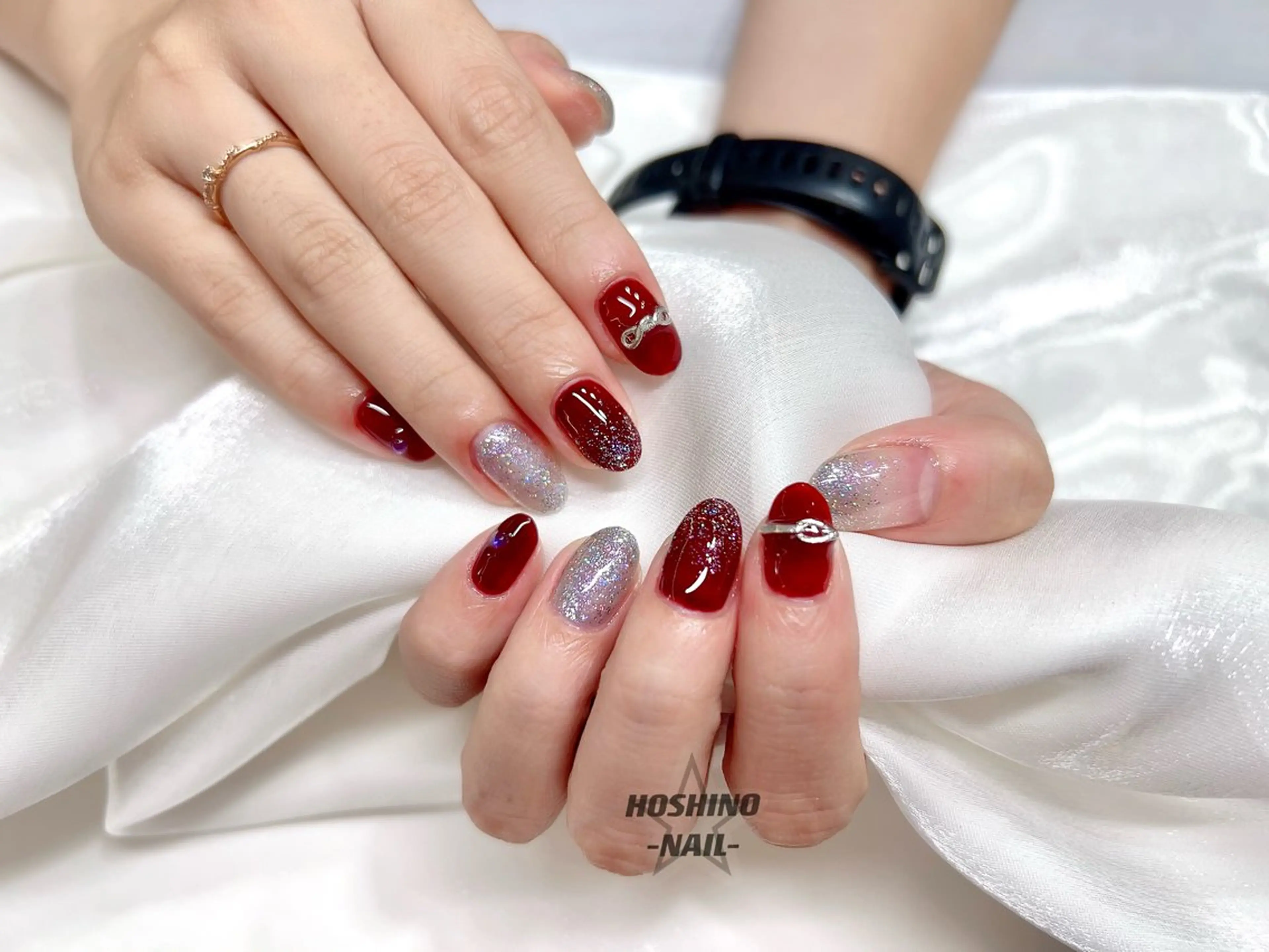 ネイル ボルドー グラデーション ラメ(グリッター) ラメグラデーション ワンカラーネイル ハンドネイル ★HOSHINO NAIL★新宿店のネイルデザイン