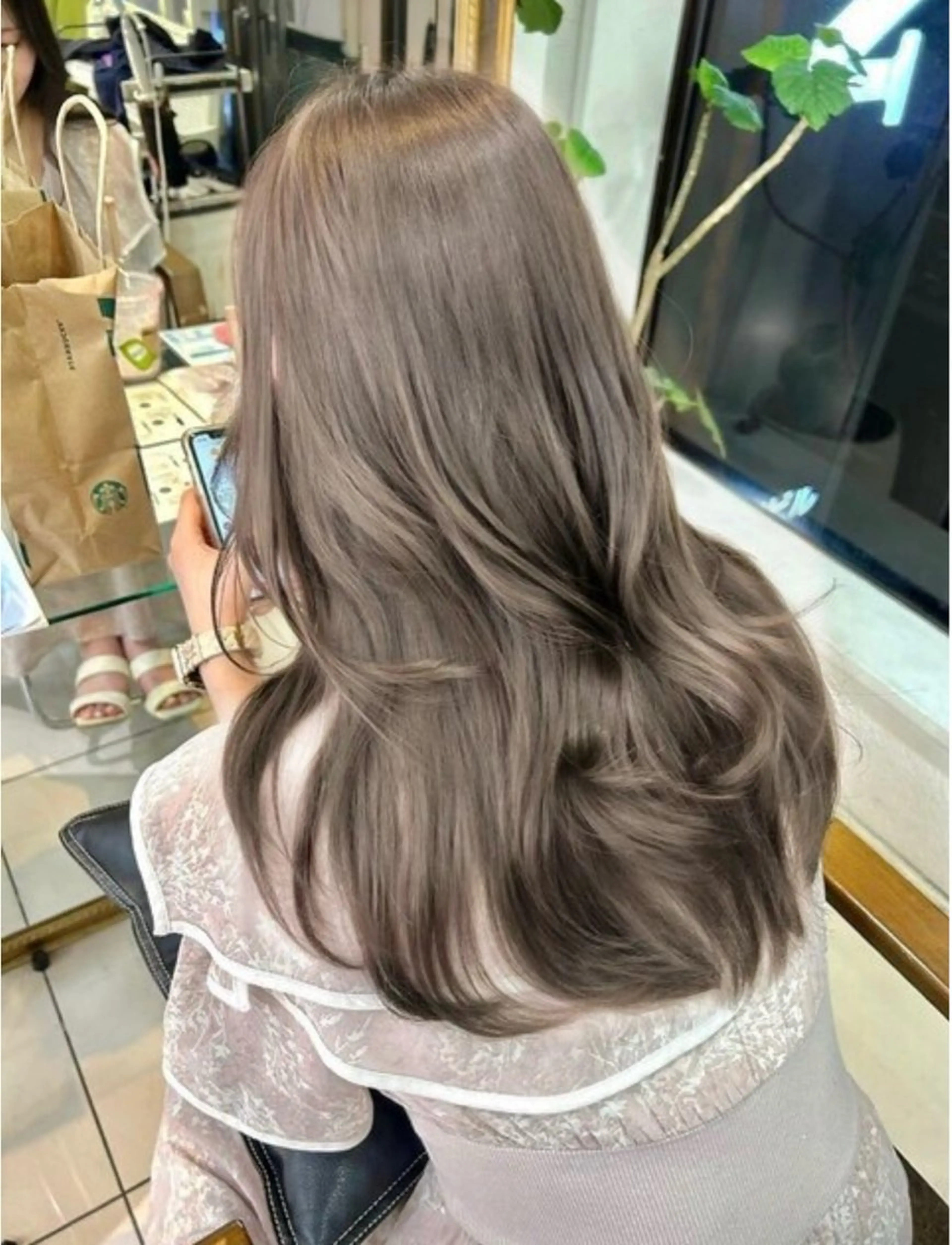 セミロング 🦋ミルクティーベー ジュ🦋mayukiのヘアスタイル