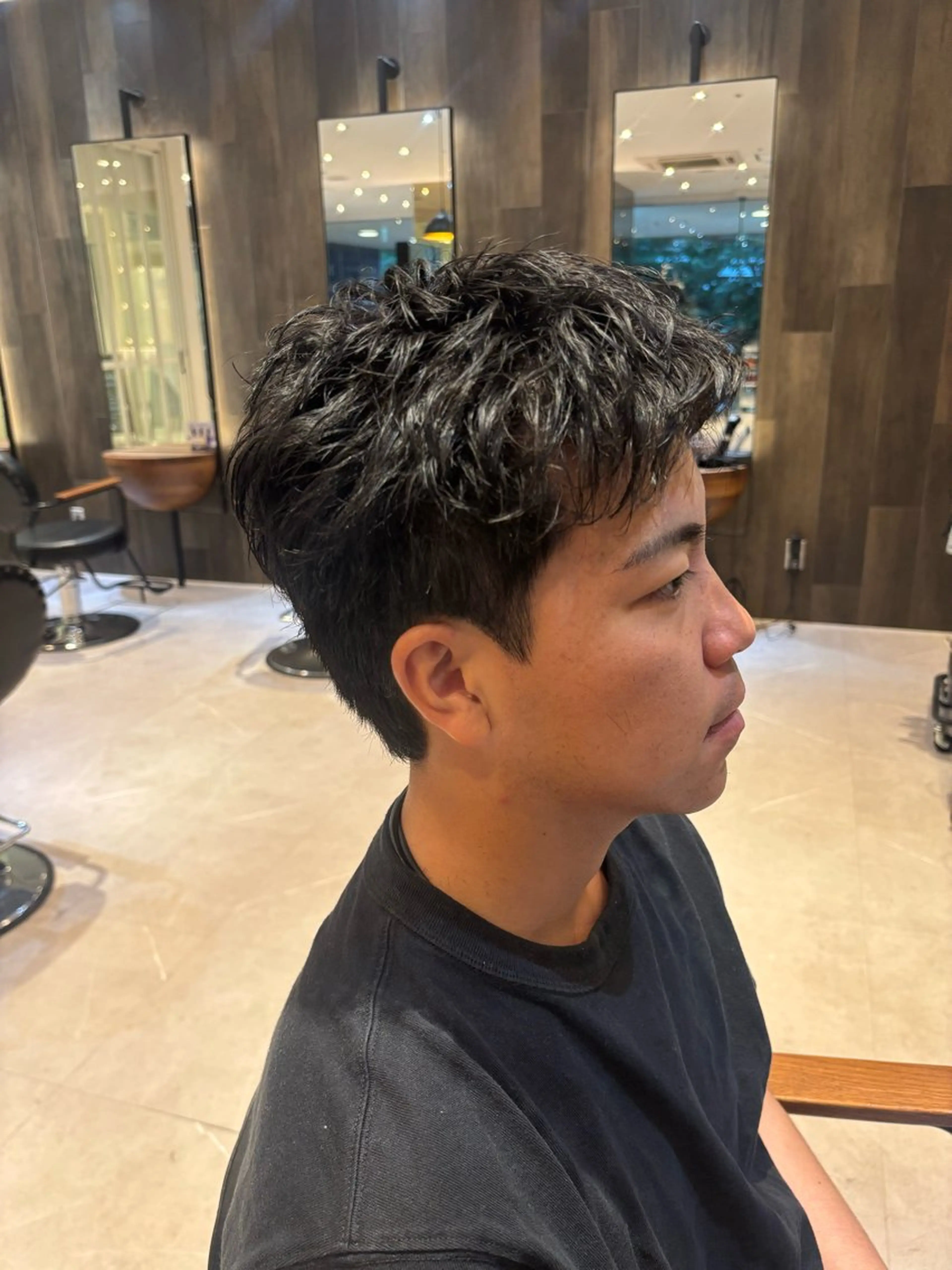 パーマ メンズ メンズパーマ カット ヘアカラー メンズ特化/ 透明感カラー/りなのヘアスタイル