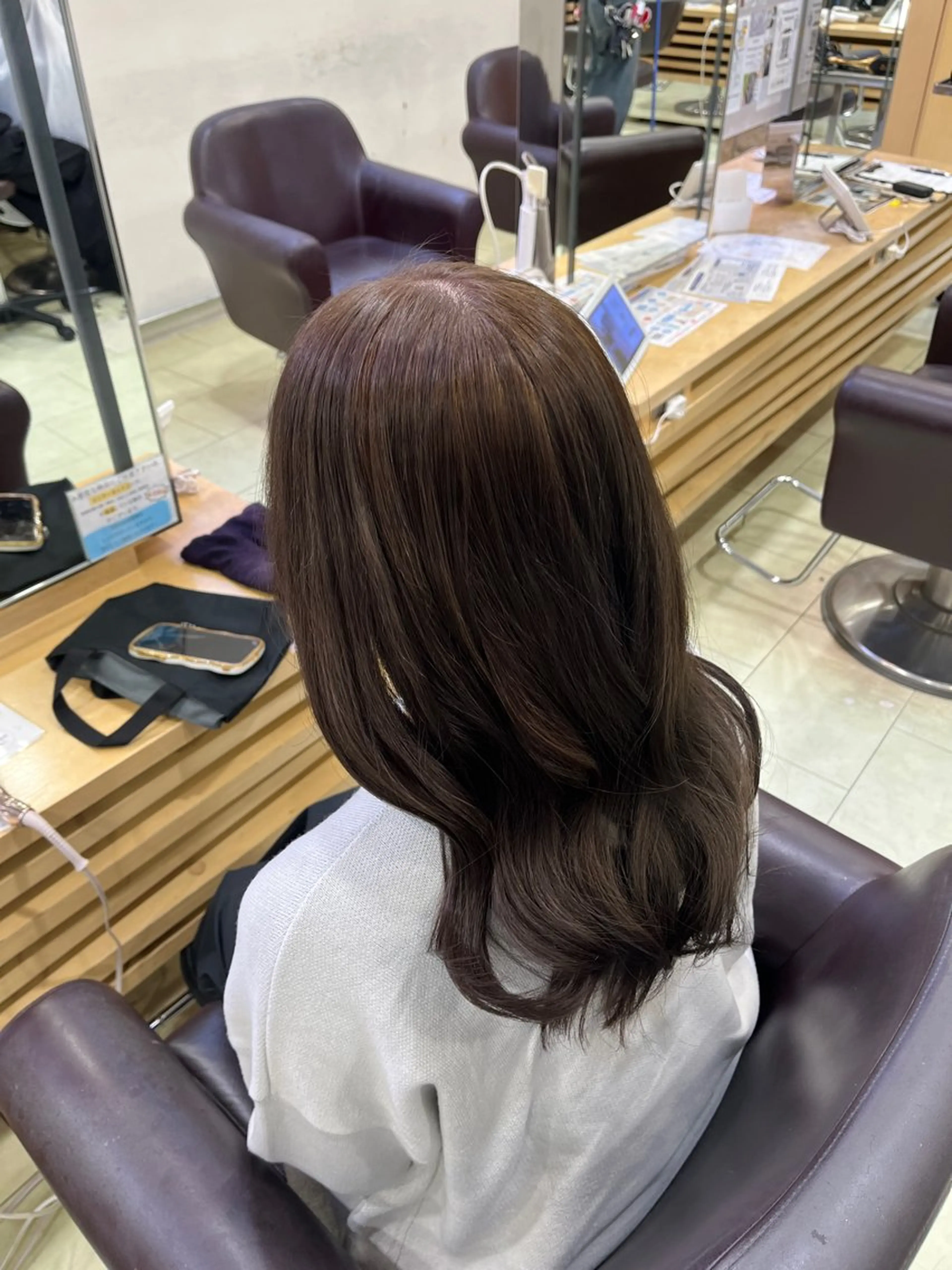 セミロング ヘアカラー waka❤️✨ レイヤーボブ/ネイルのヘアスタイル