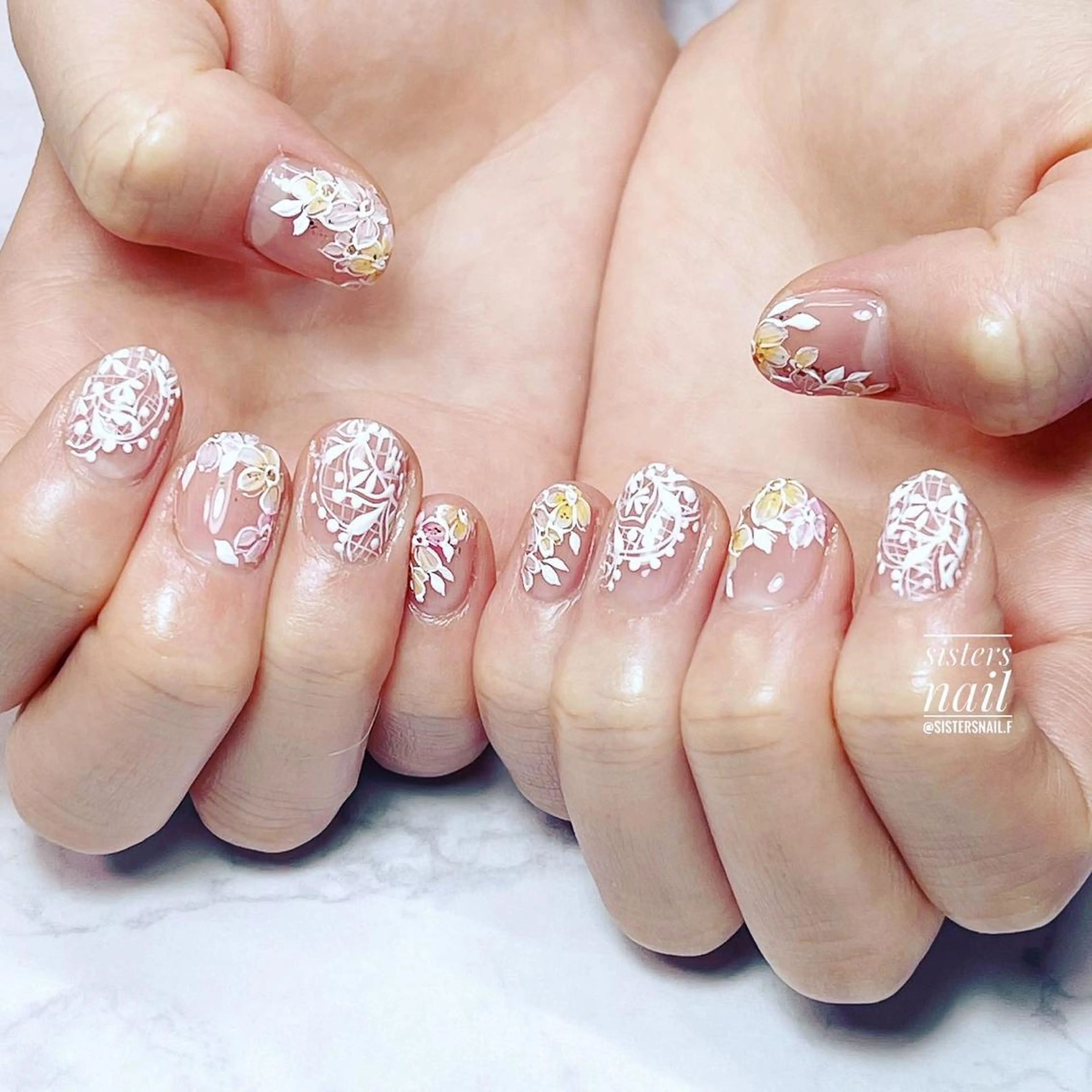 ネイル アートネイル フラワーネイル フレンチネイル キラキラネイル レース sisters nail.fのネイルデザイン