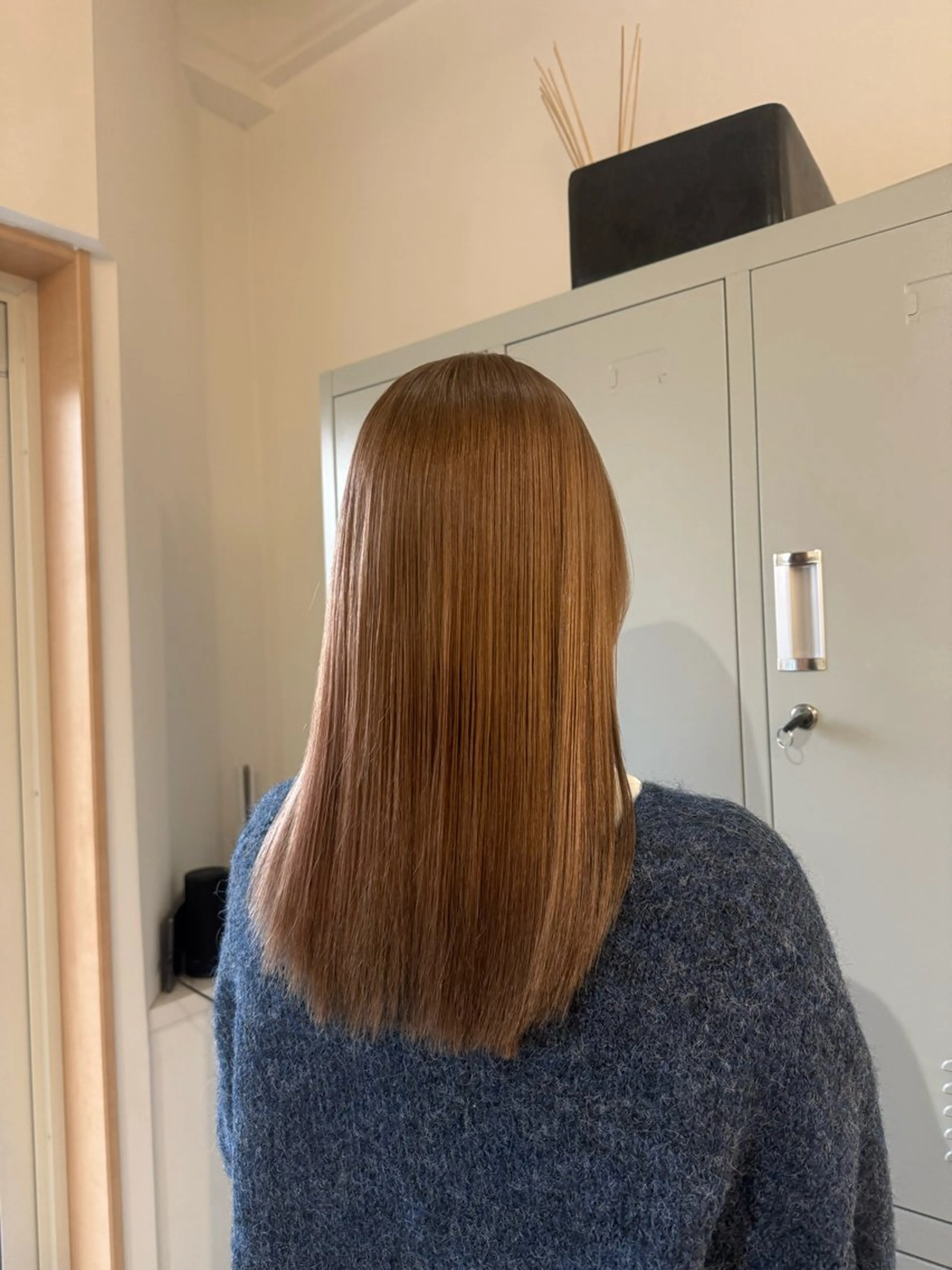 セミロング カット トリートメント 似合わせカット🫧 🍒艶カラーのヘアスタイル