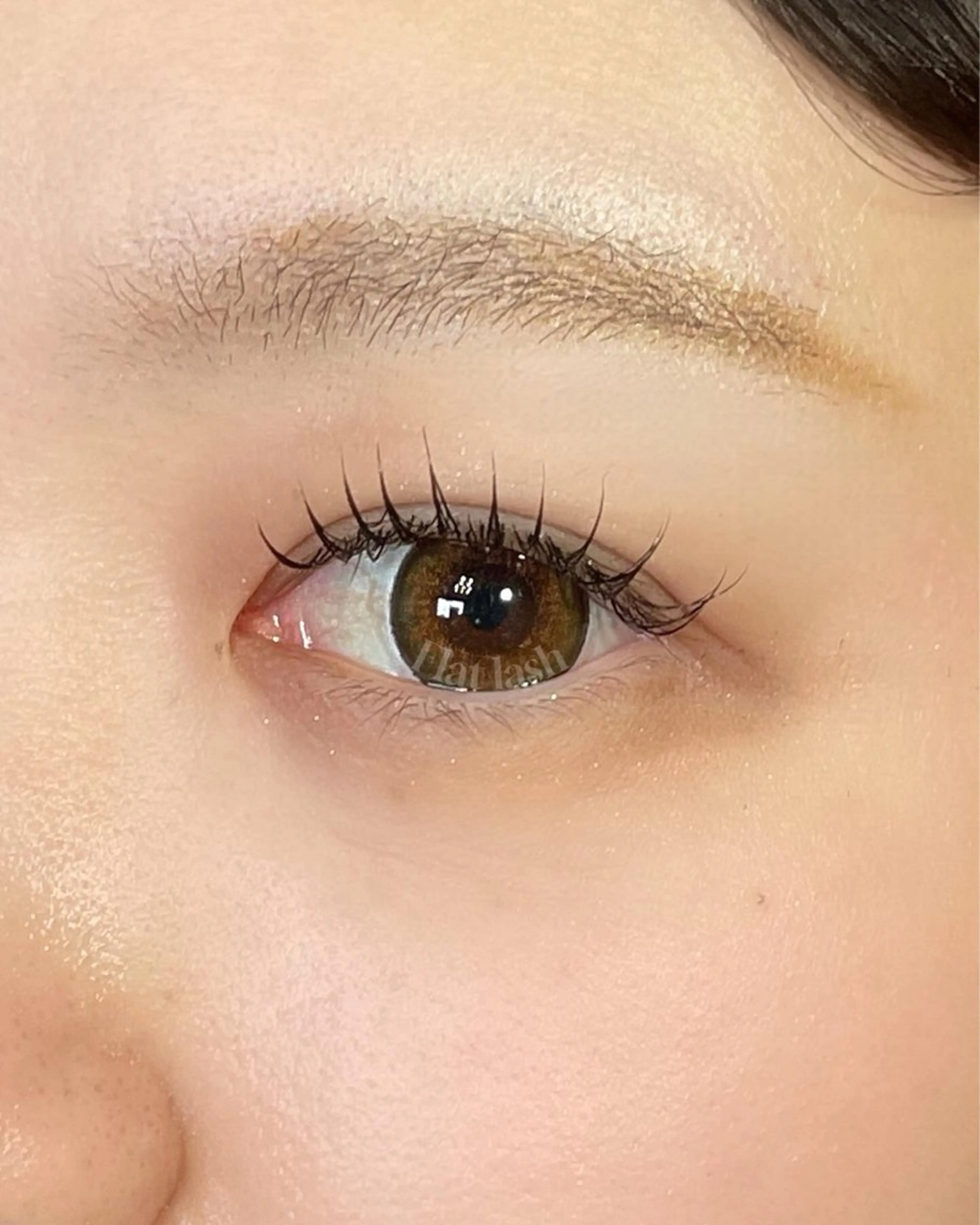 マツエク・マツパ alu所属・マキノ キョウカのヘアスタイル