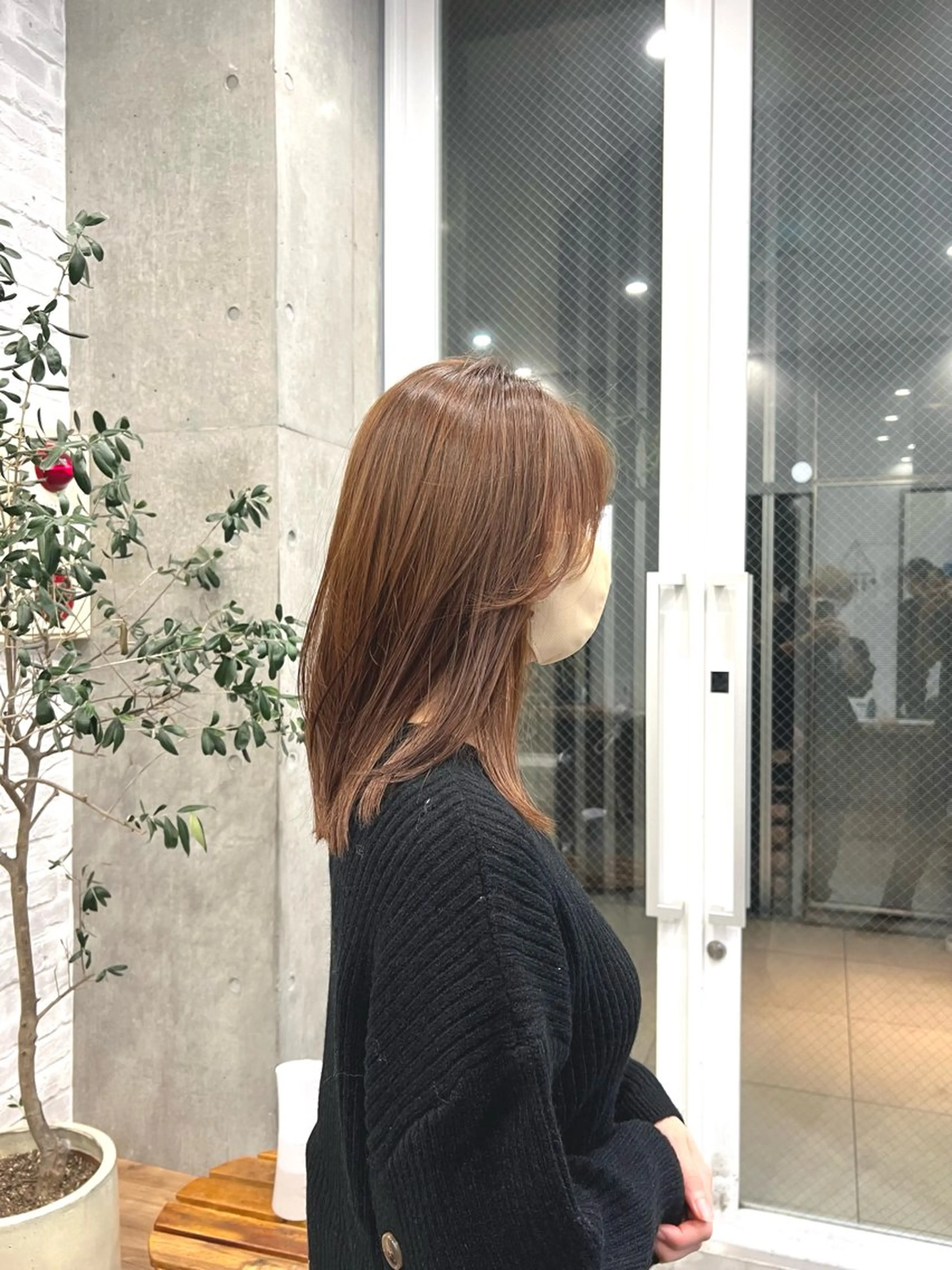 カット＋地毛風ストレート(リタッチ)の写真