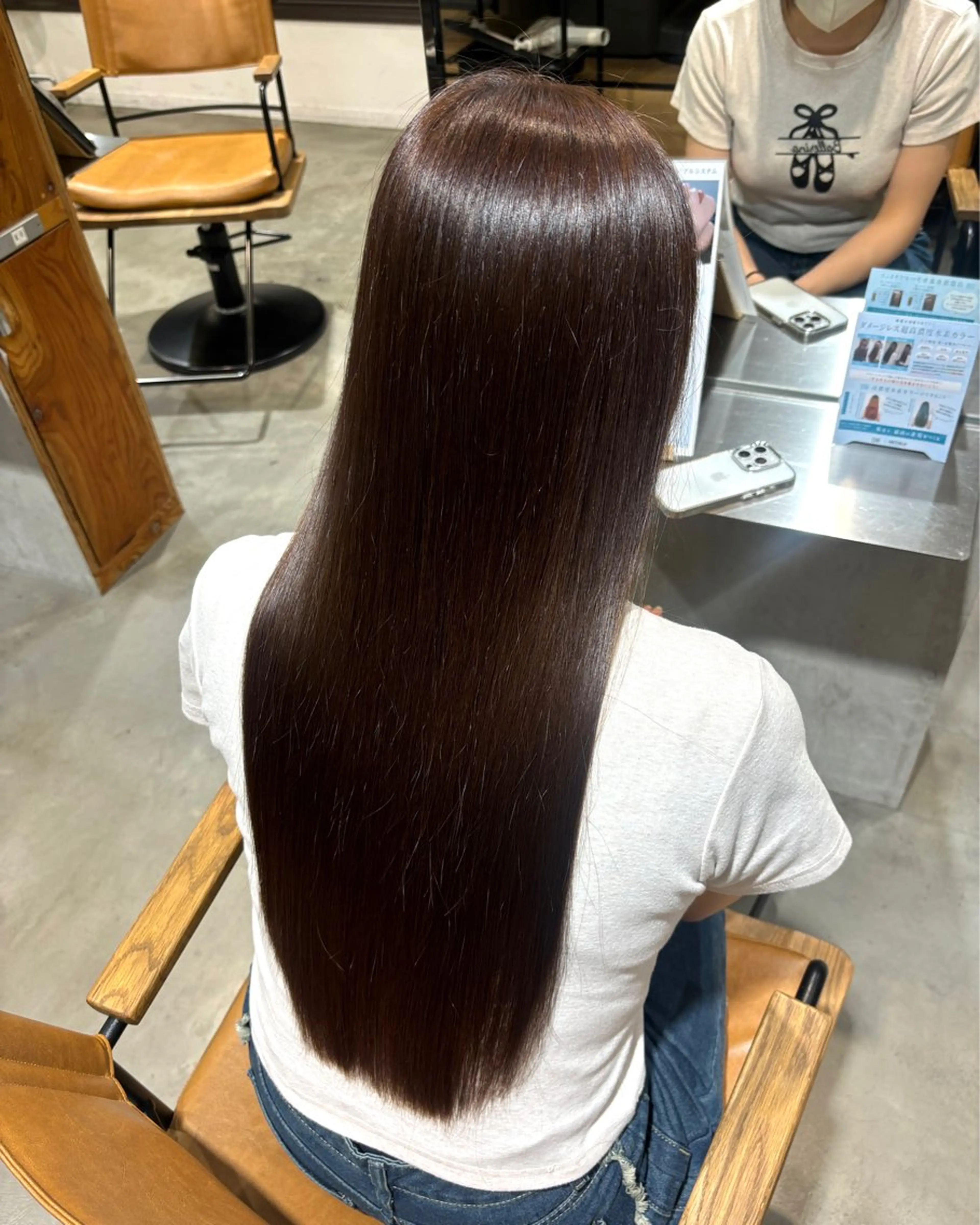 ロング カラー アッシュ アッシュブラウン ブラウンカラー 小木曽 里華のヘアスタイル