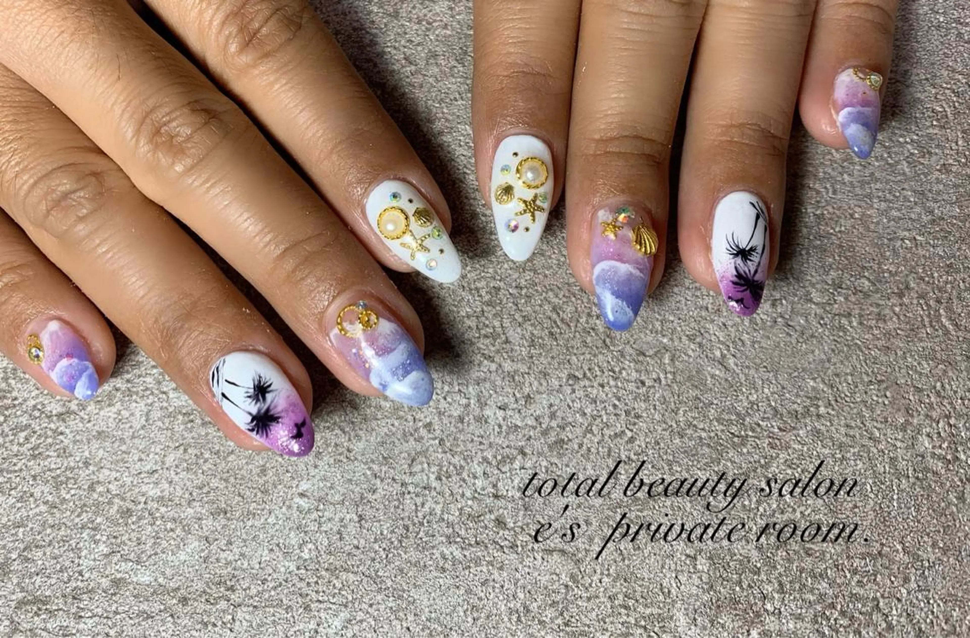 ネイル LAVISH nail salonのネイルデザイン