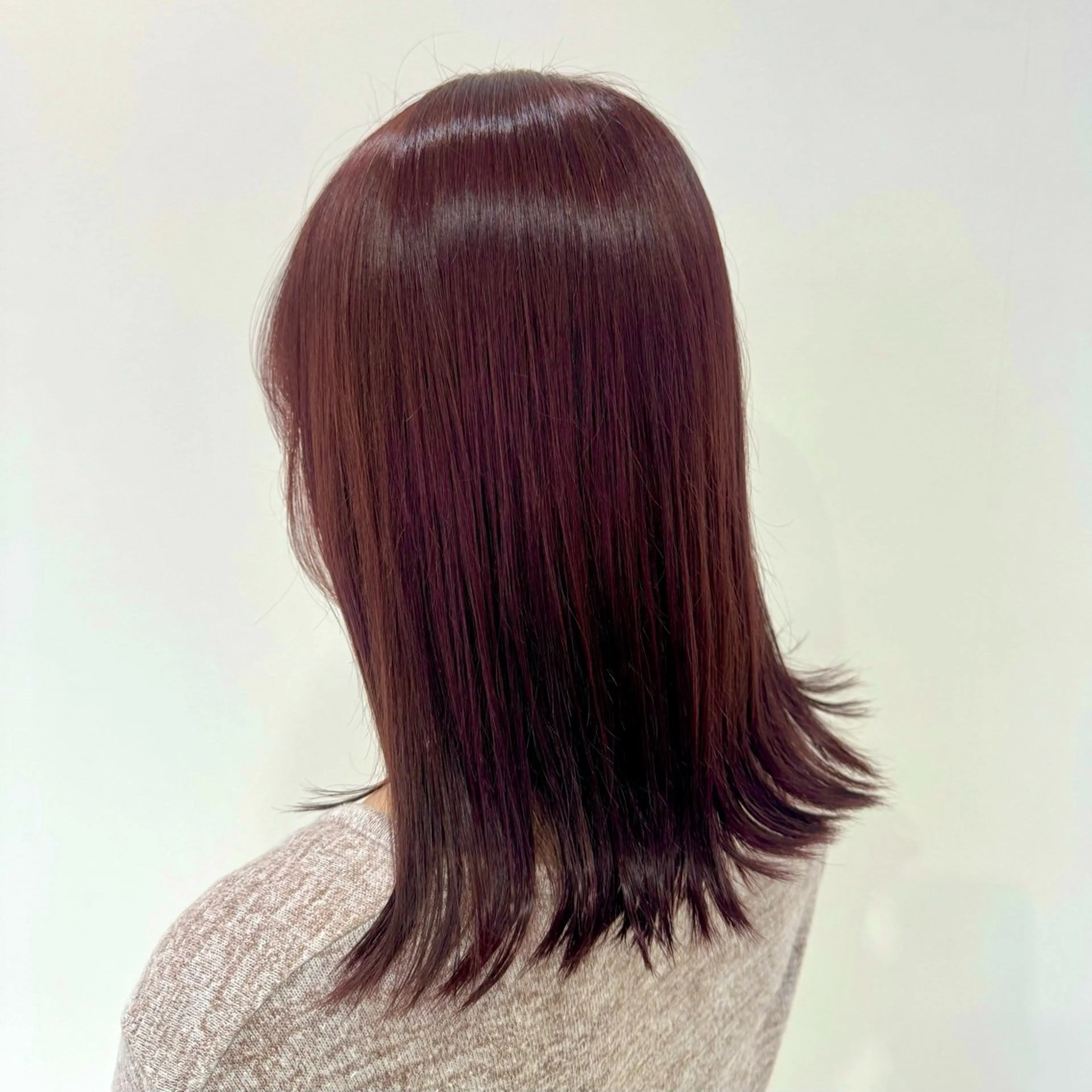 ミディアム カラー レイヤーカット/艶髪 /髪質改善/のマツエク・マツパデザイン