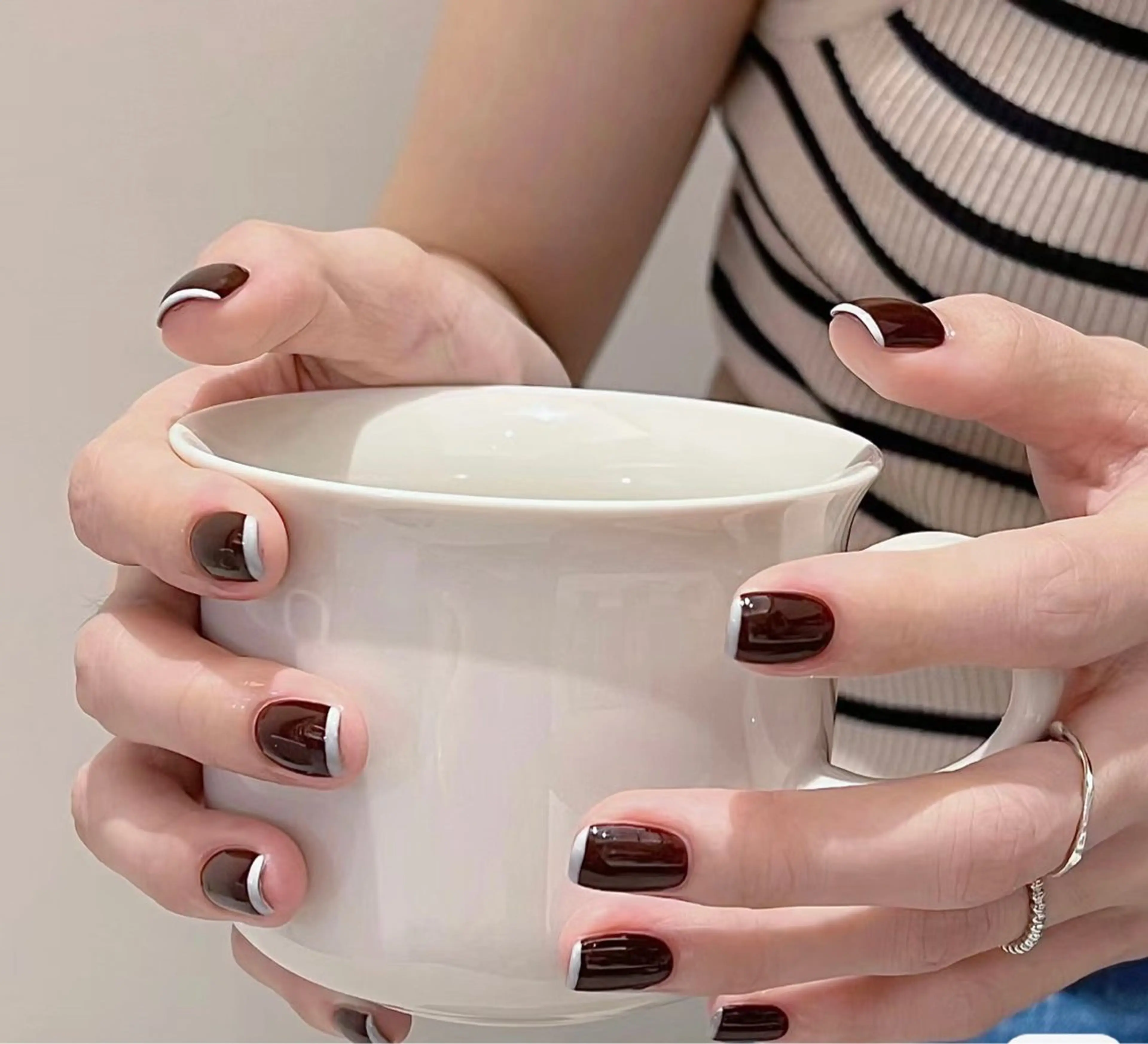 ネイル 💅E•U•B NAIL🌹所属・横浜市中区曙町 ネイルE·U·Bのネイルデザイン