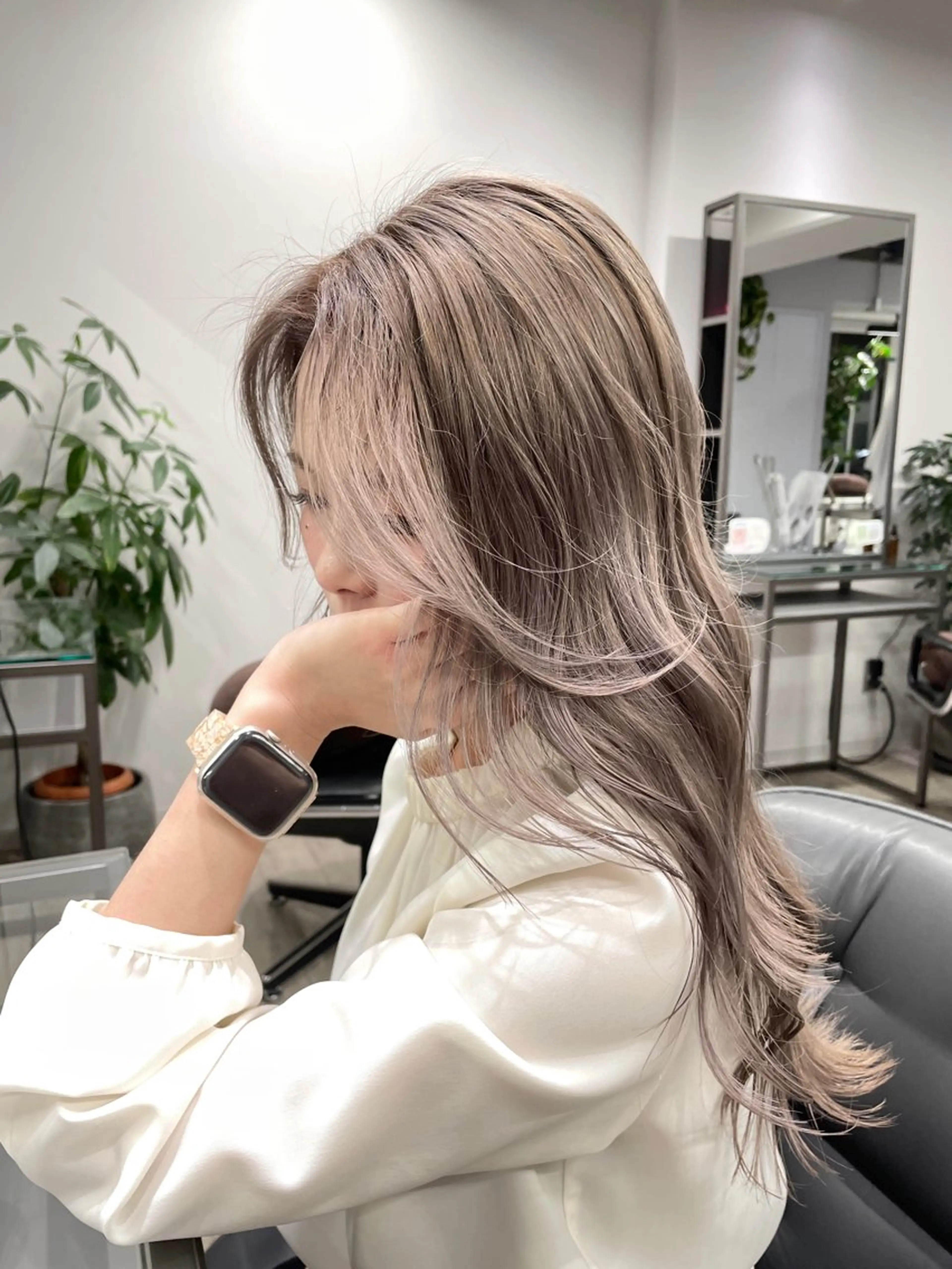 ロング カラー ヘアカラー トリートメント カラー指名No.1 土井新治❄️のヘアスタイル