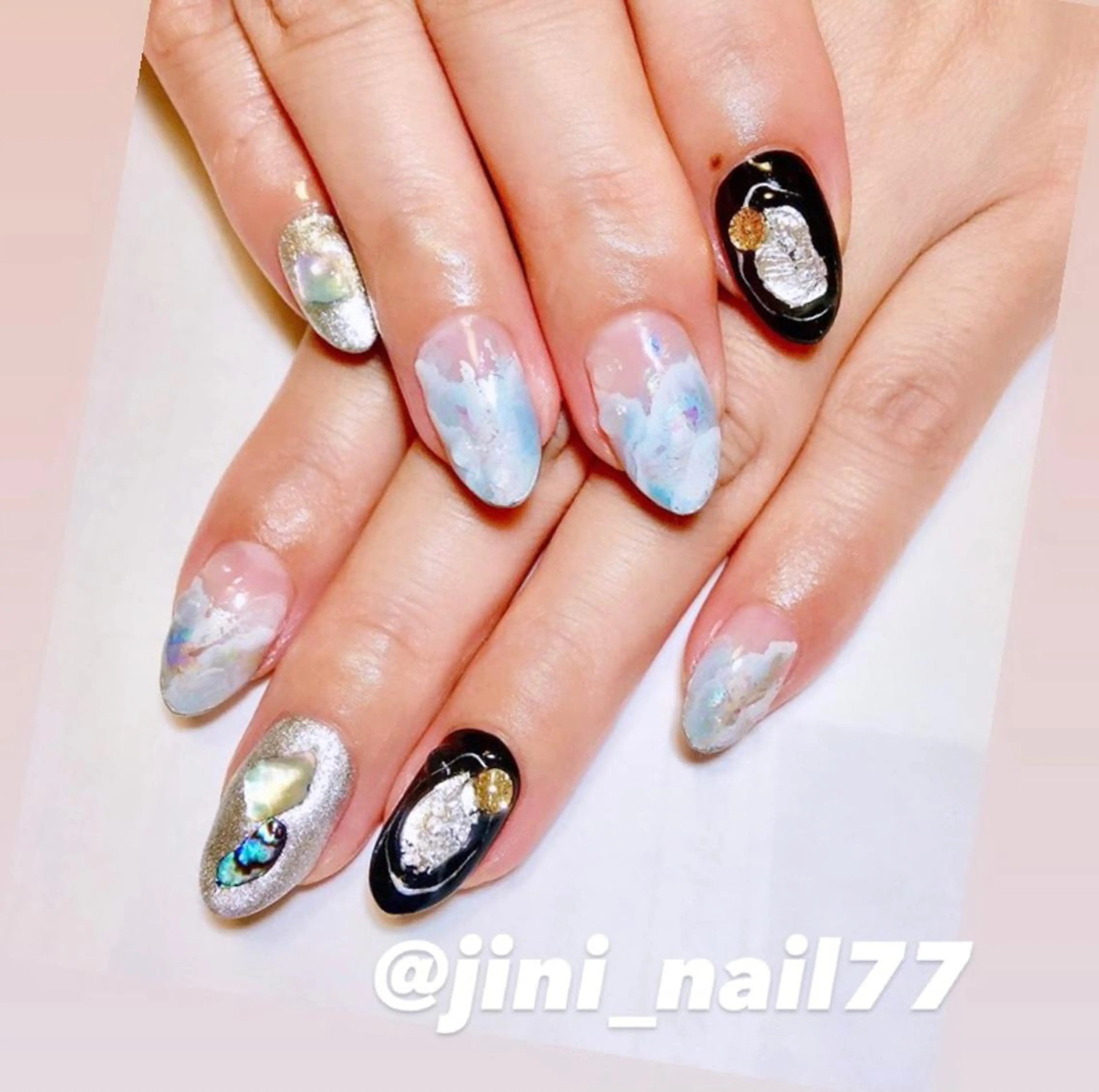 ネイル ハンドネイル JINI NAIL所属・ジニ ネイルのネイルデザイン