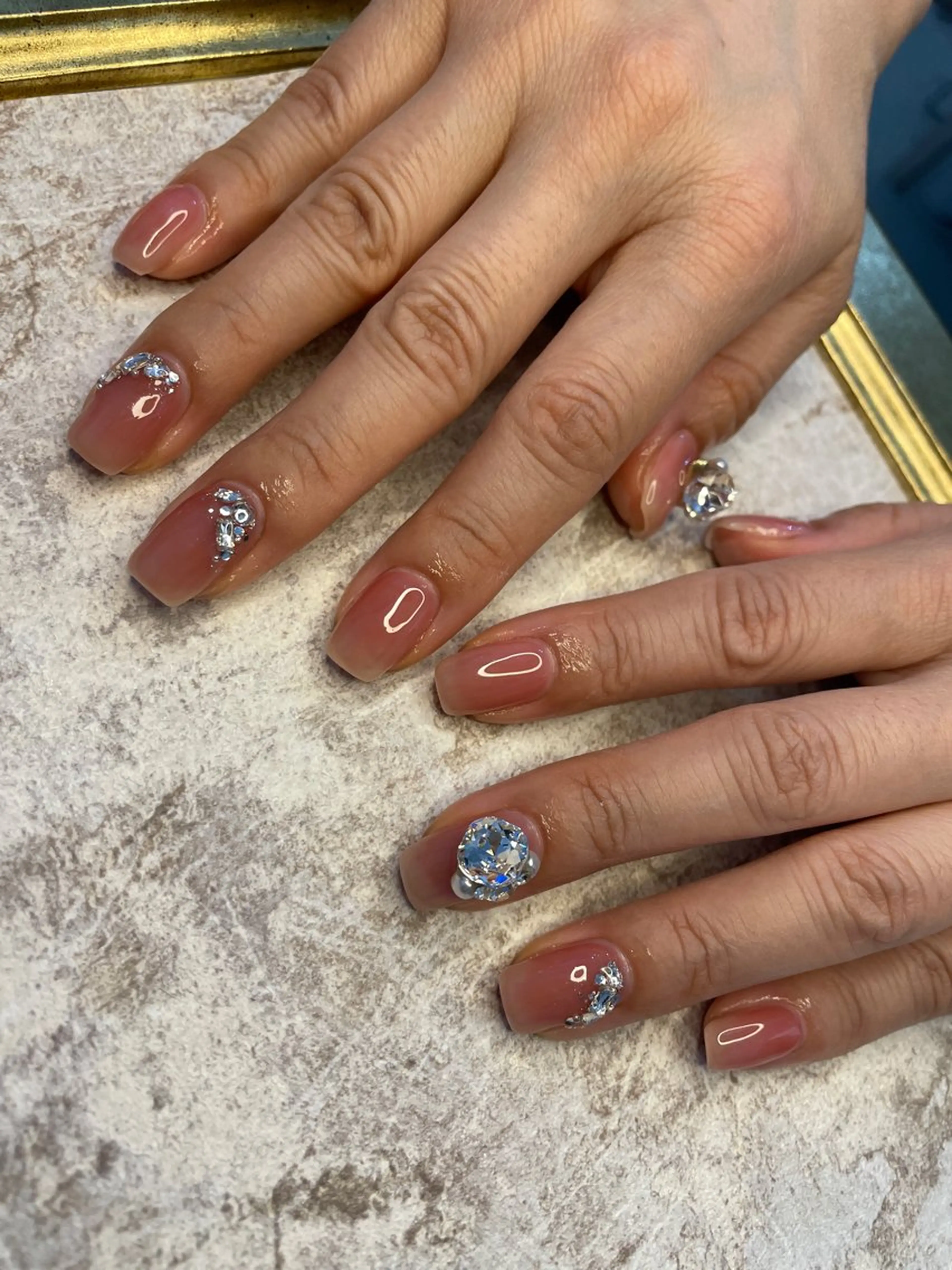 ネイル nail salon HAPPIEST所属・nail salon HAPPIESTのネイルデザイン