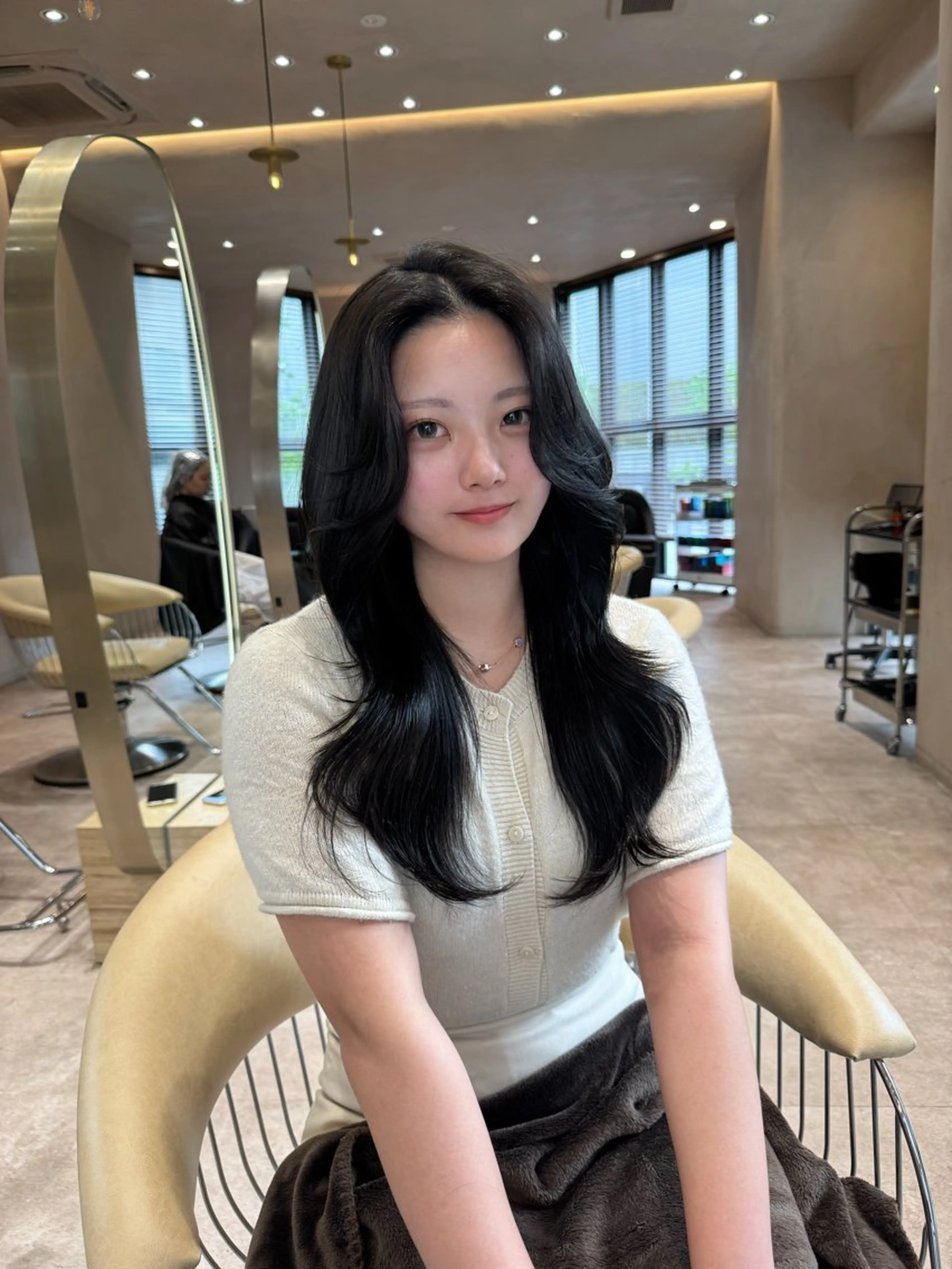 セミロング カット ヘアカラー トリートメント 韓国ヘア/ベージュ カラー/髪質改善/涼のヘアスタイル