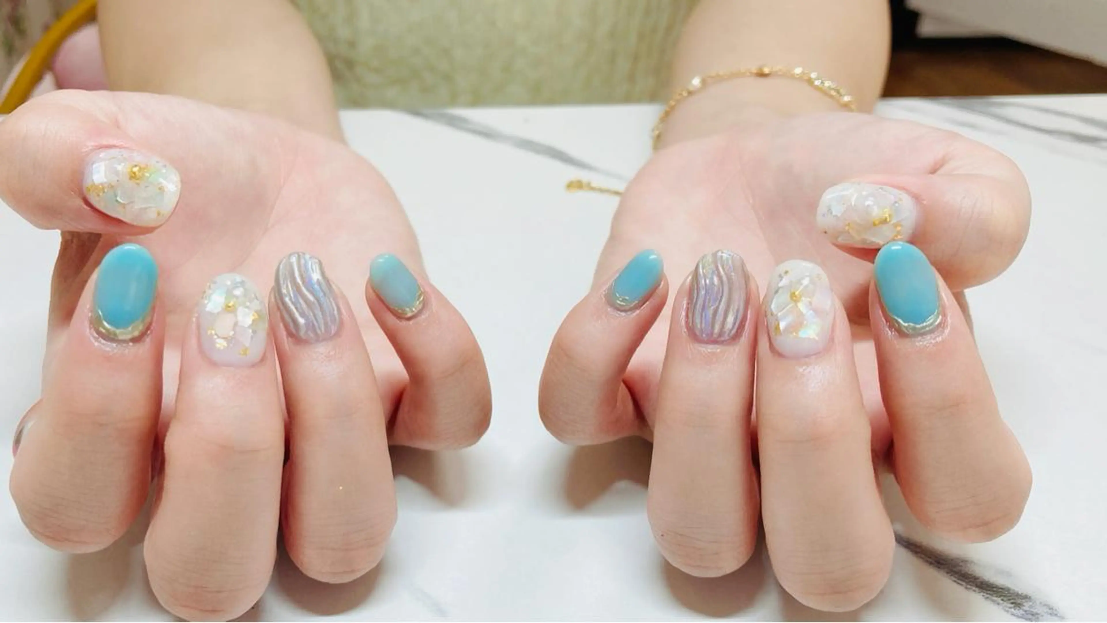 ネイル ewt miniのマツエク・マツパデザイン