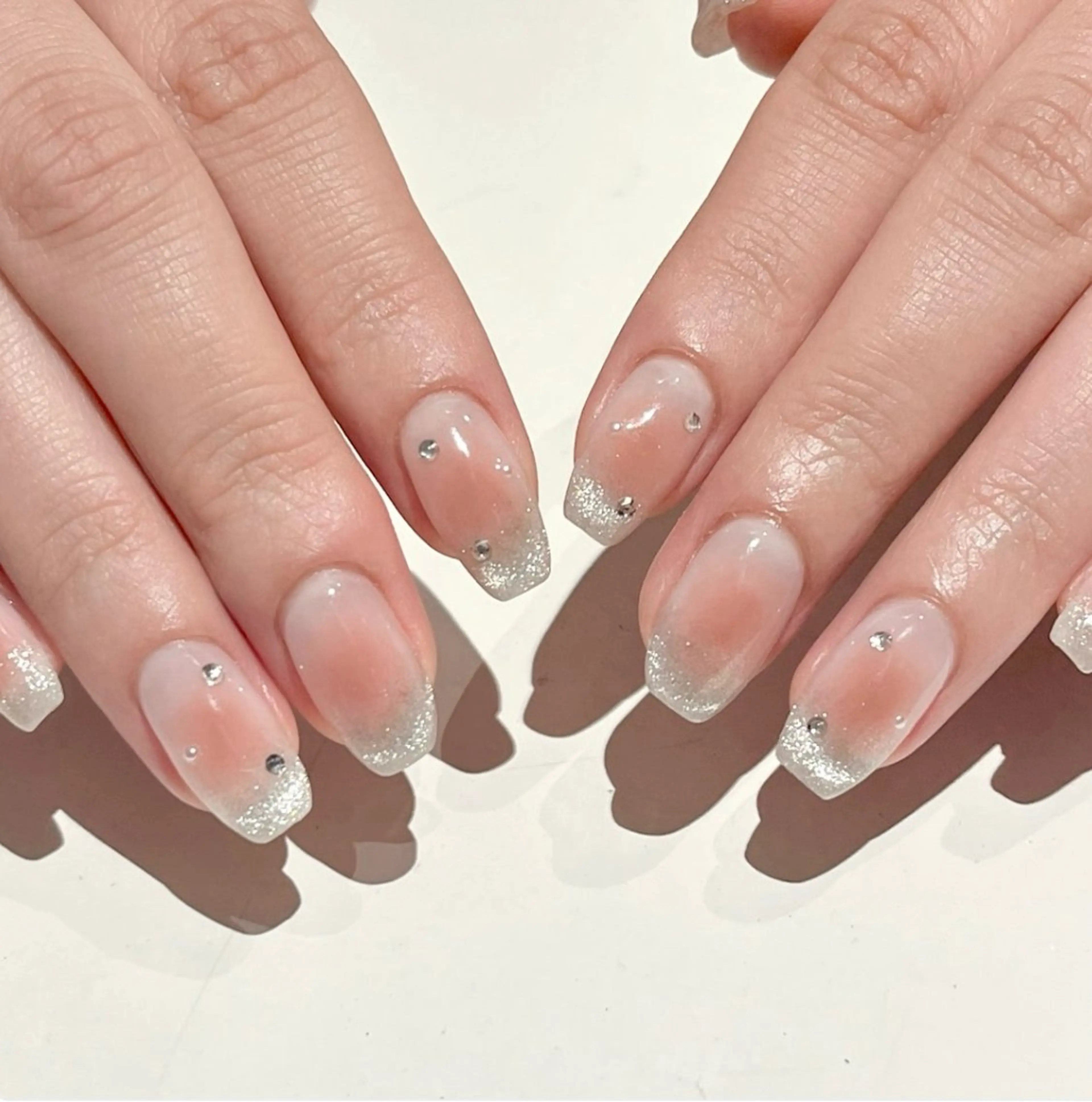 ネイル 坂口 莉愛のネイルデザイン