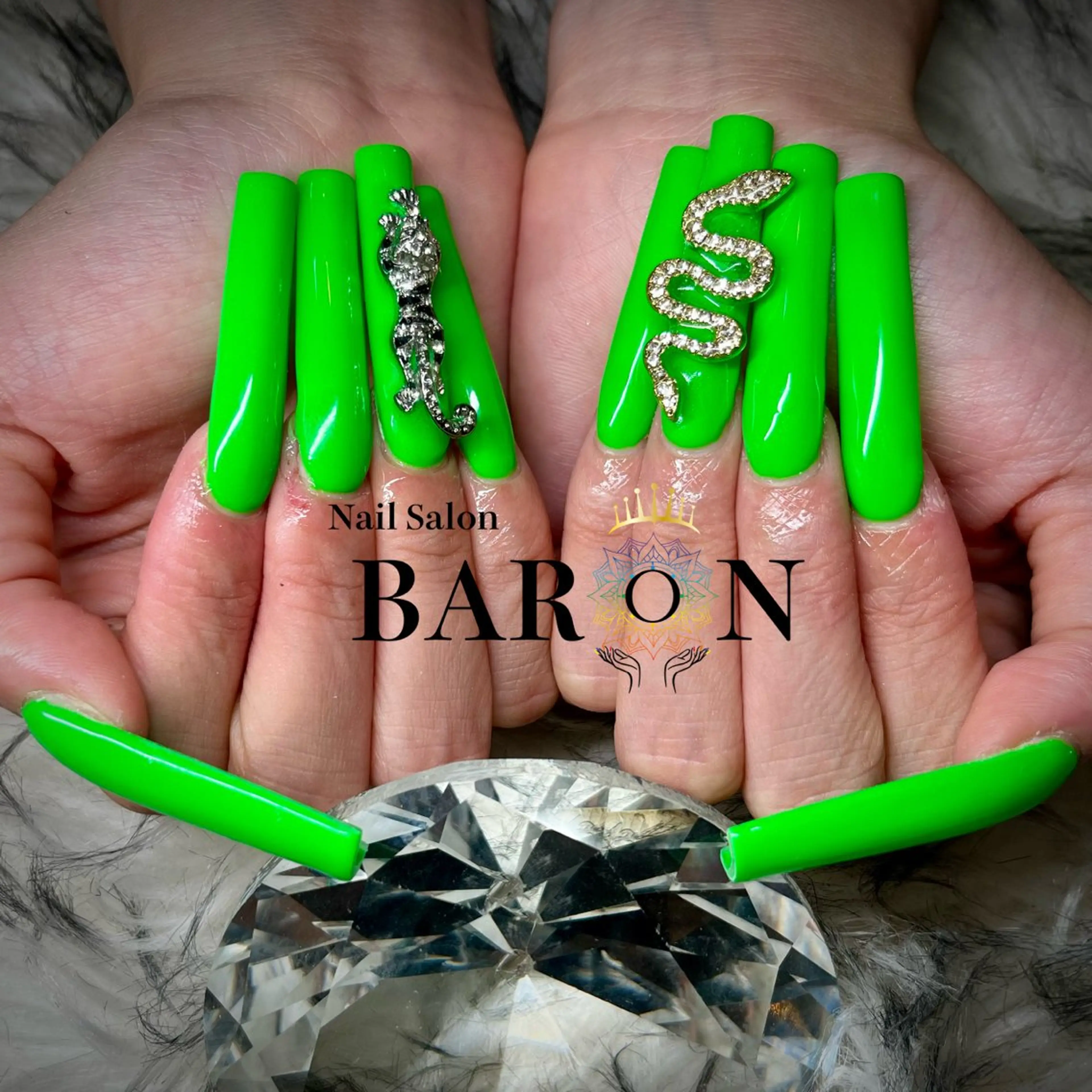 ネイル スクエアネイル ハンドネイル ☆SAKI☆ BARON 店長のネイルデザイン