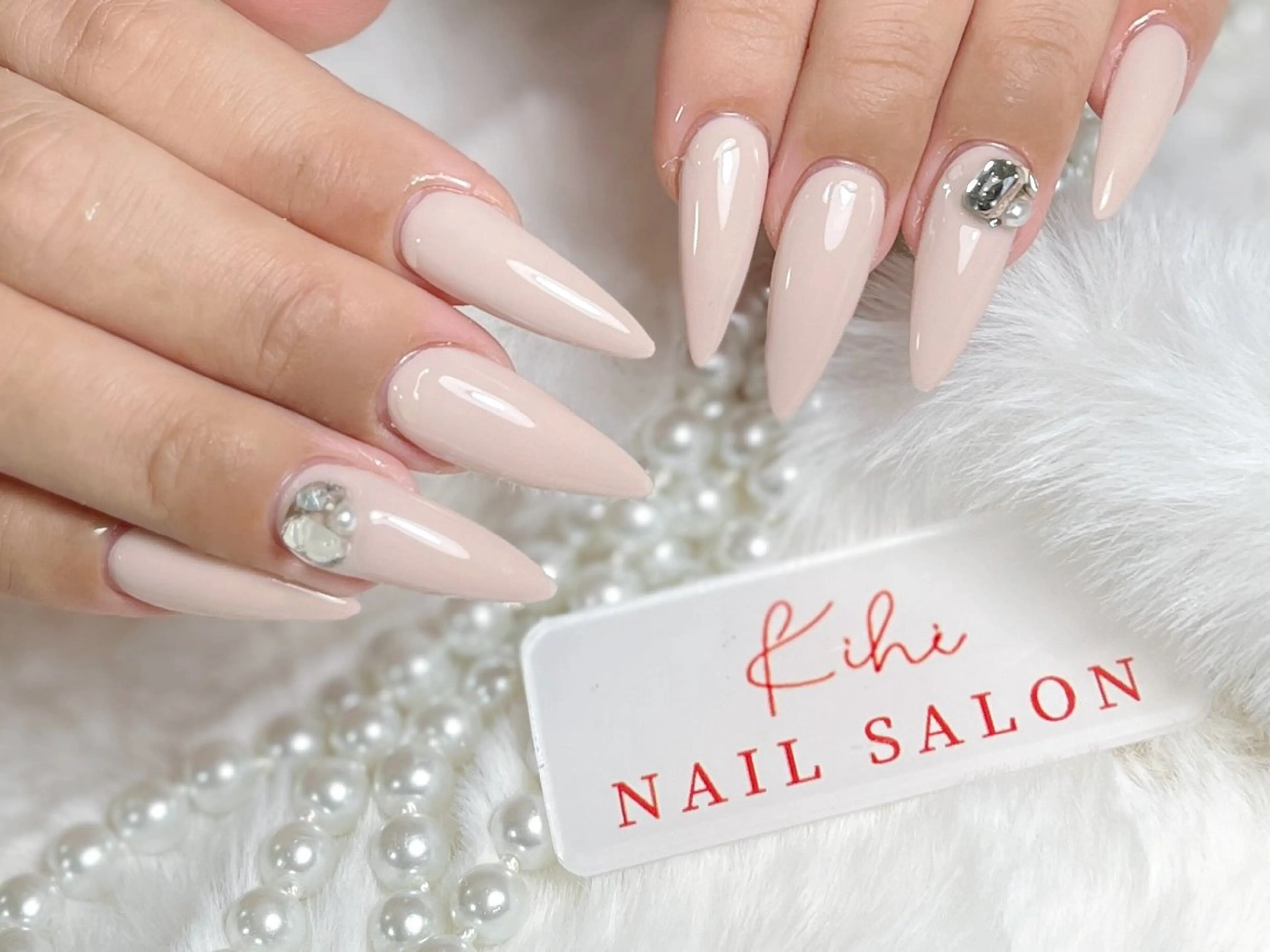 ネイル アートネイル フレンチネイル ジェルネイル グラデーション 韓国ネイル ハンドネイル 💕鈴木ユリ パラジェル/オフ無料のネイルデザイン