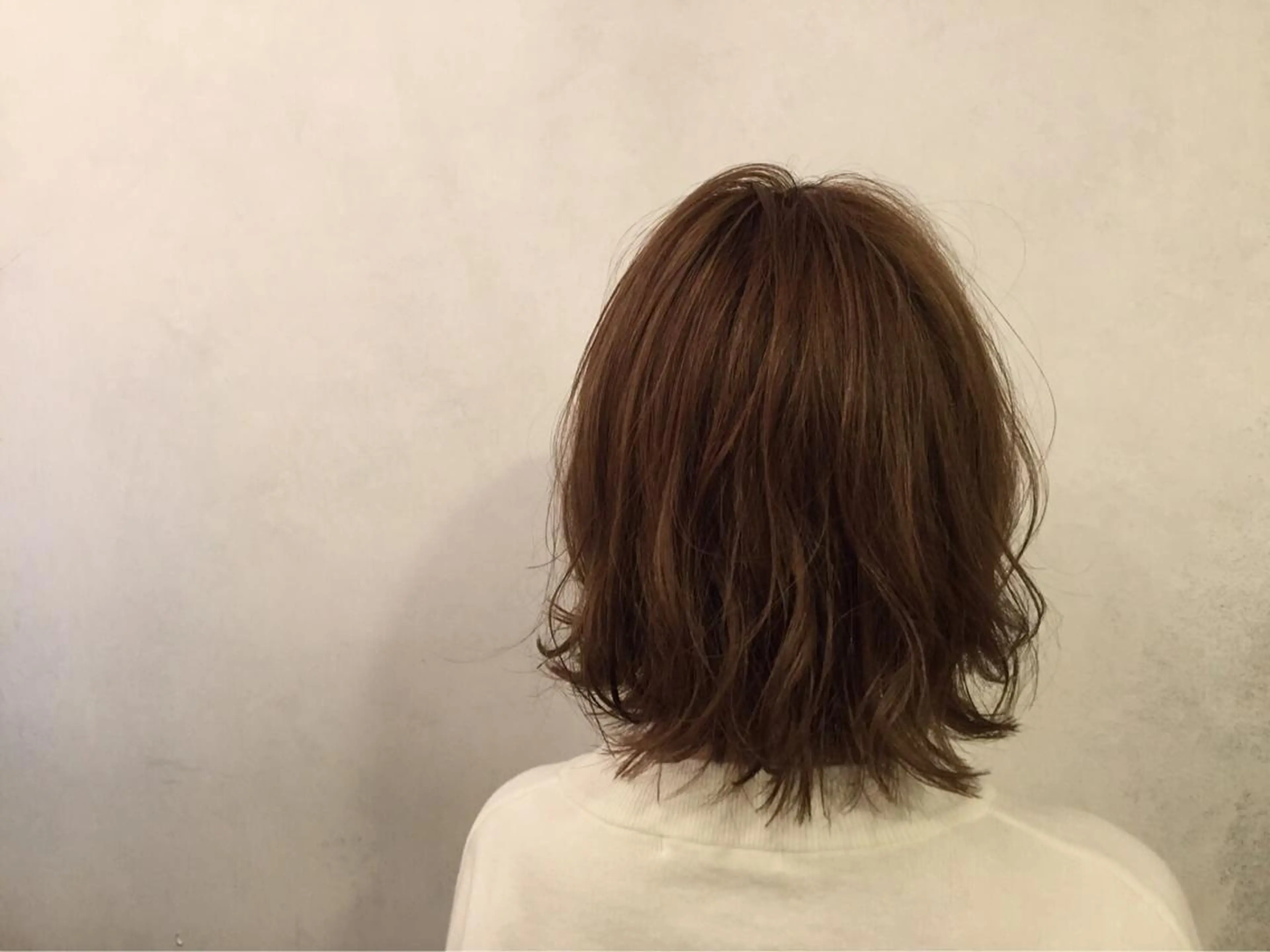 ショート カラー 暖色カラー🍊 ボブ🌿顔周りcutのヘアスタイル