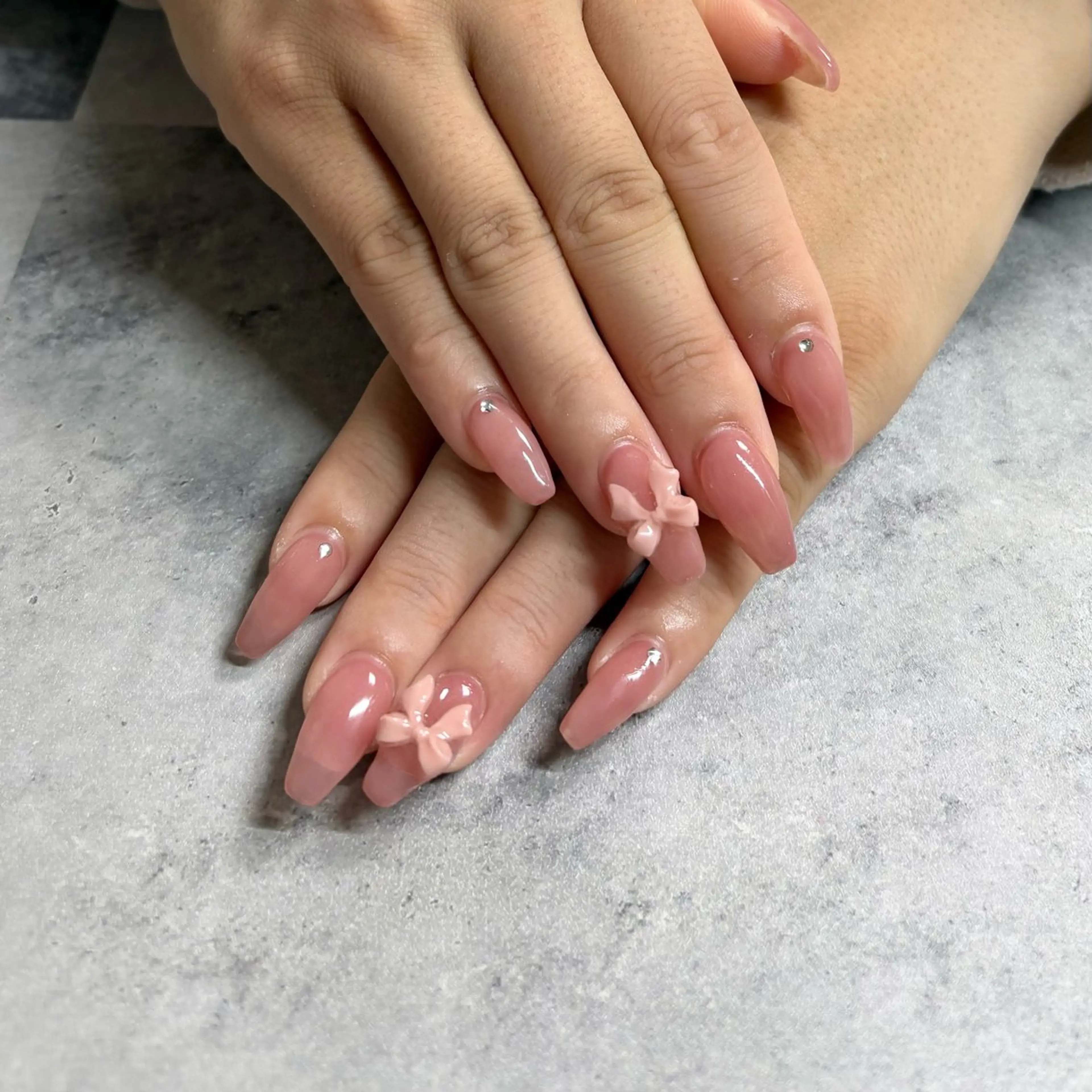 ネイル リボン FELICE ﾌｪﾘｰﾁｪのネイルデザイン