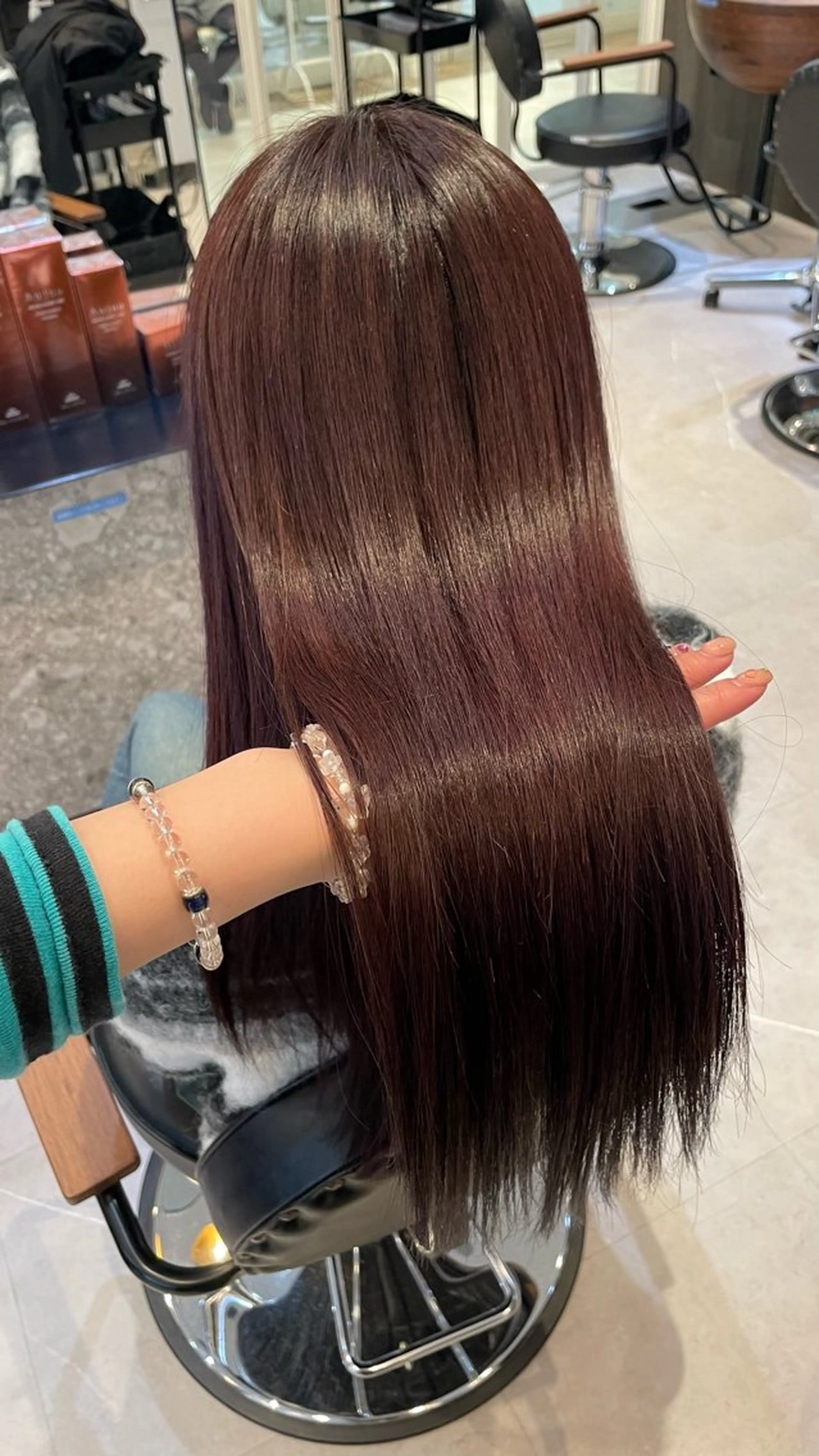 ロング カラー ブリーチ ピンクカラー オリーブカラー🫒/ 透明感カラー/みゆのヘアスタイル