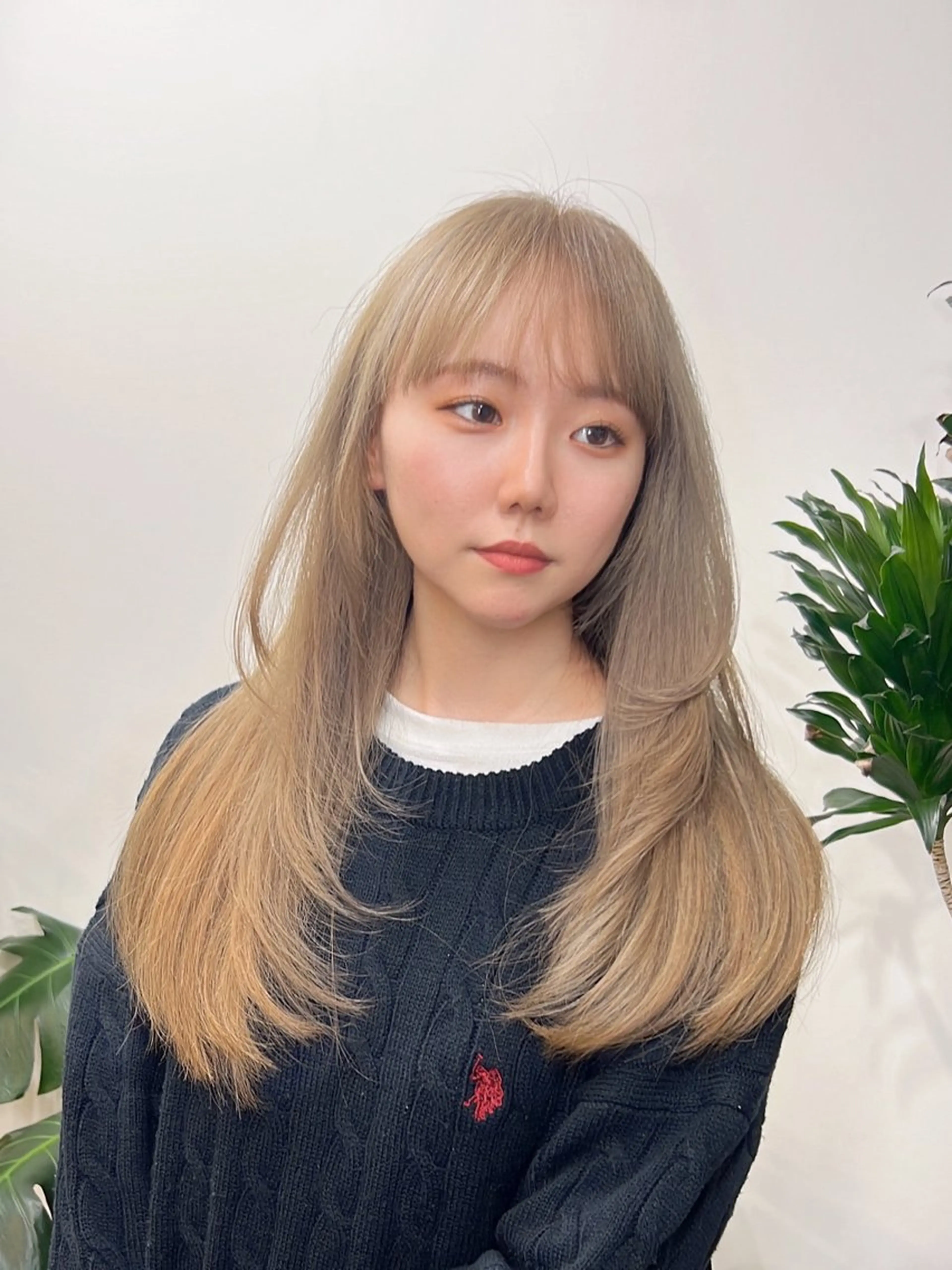 ロング カラー 韓国風ヘア 似合わせカット 小顔カット カット ヘアカラー トリートメント 武田涼レイヤーカット 髪質改善×縮毛矯正のヘアスタイル