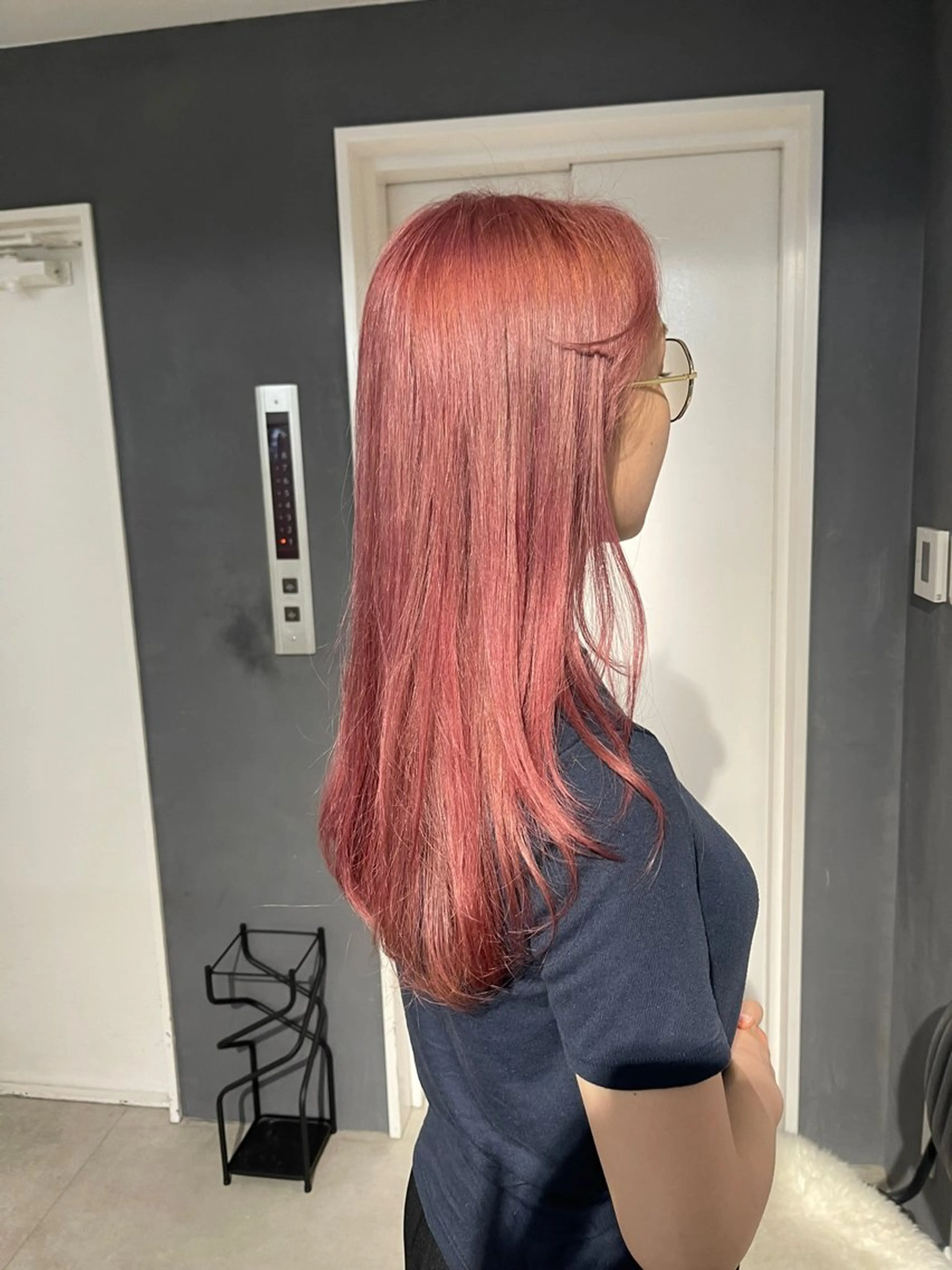 ロング カラー ブリーチ ピンクカラー ヘアカラー 堀江/艶髪/透明感 カラー/NENE🫧のヘアスタイル