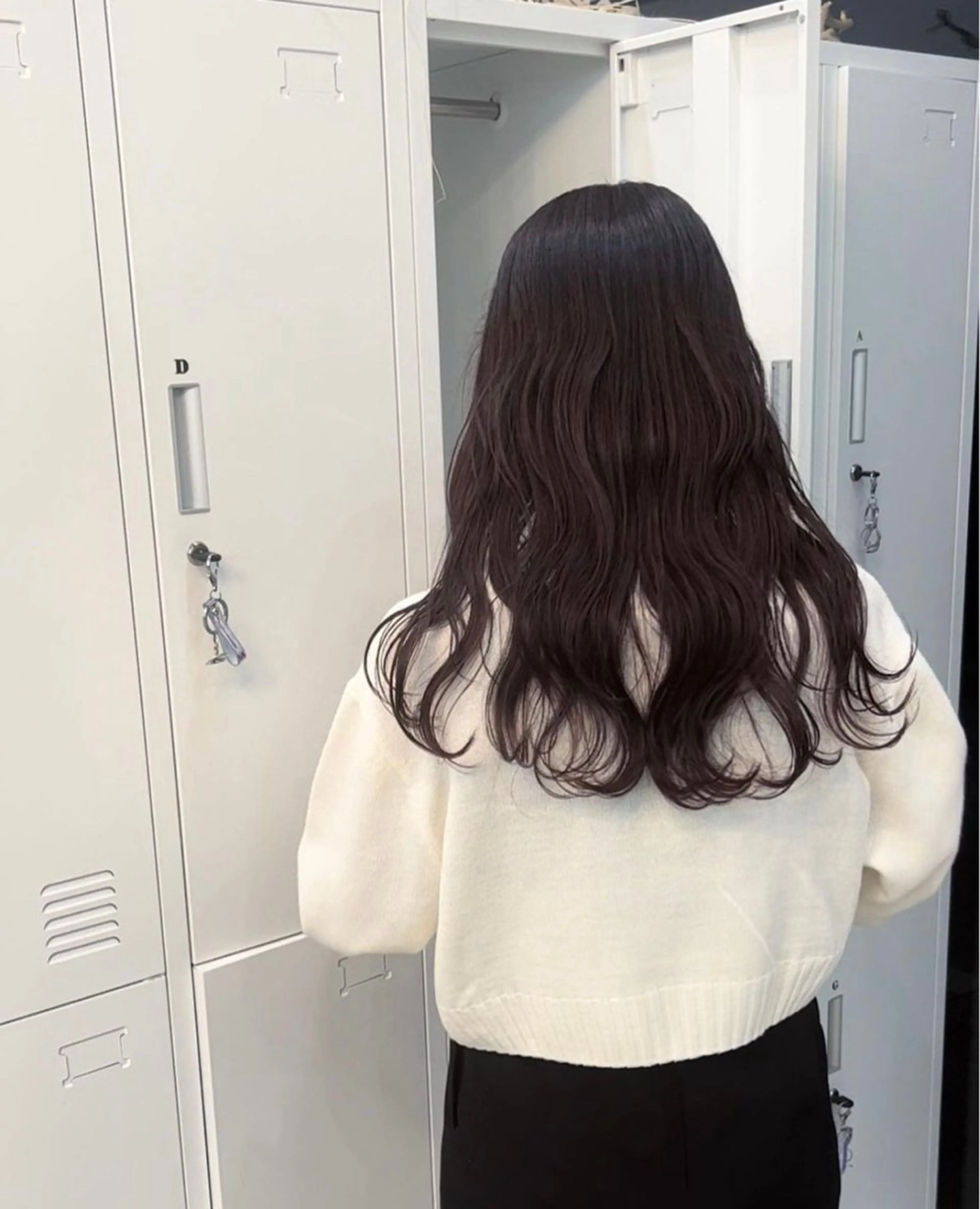 セミロング カラー ROMMY.所属・ナカノユウ/本厚木/ レイヤーカットのヘアスタイル