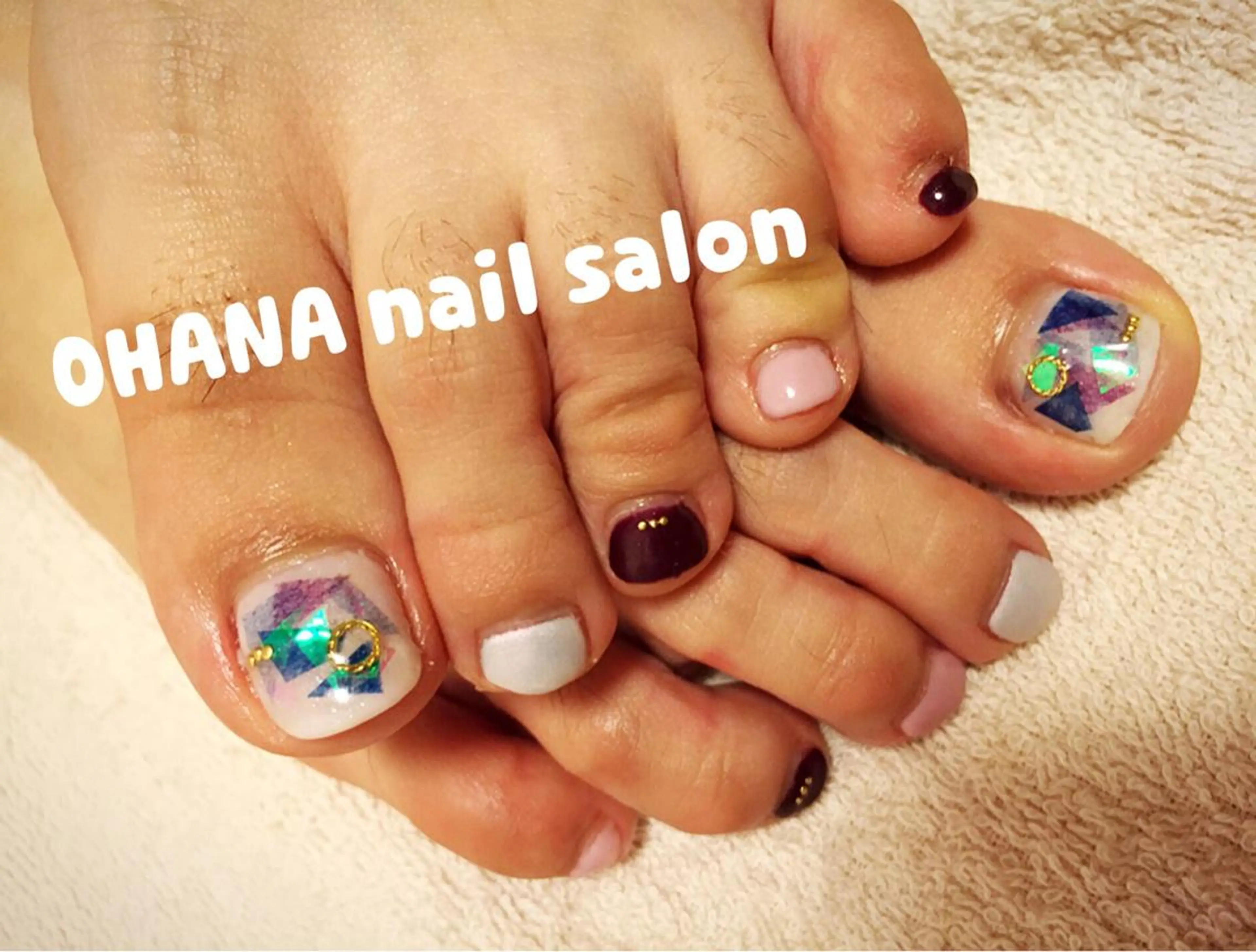 ネイル フットネイル ミラーネイル 那覇🏝️台湾人 ネイリストSHIUのネイルデザイン