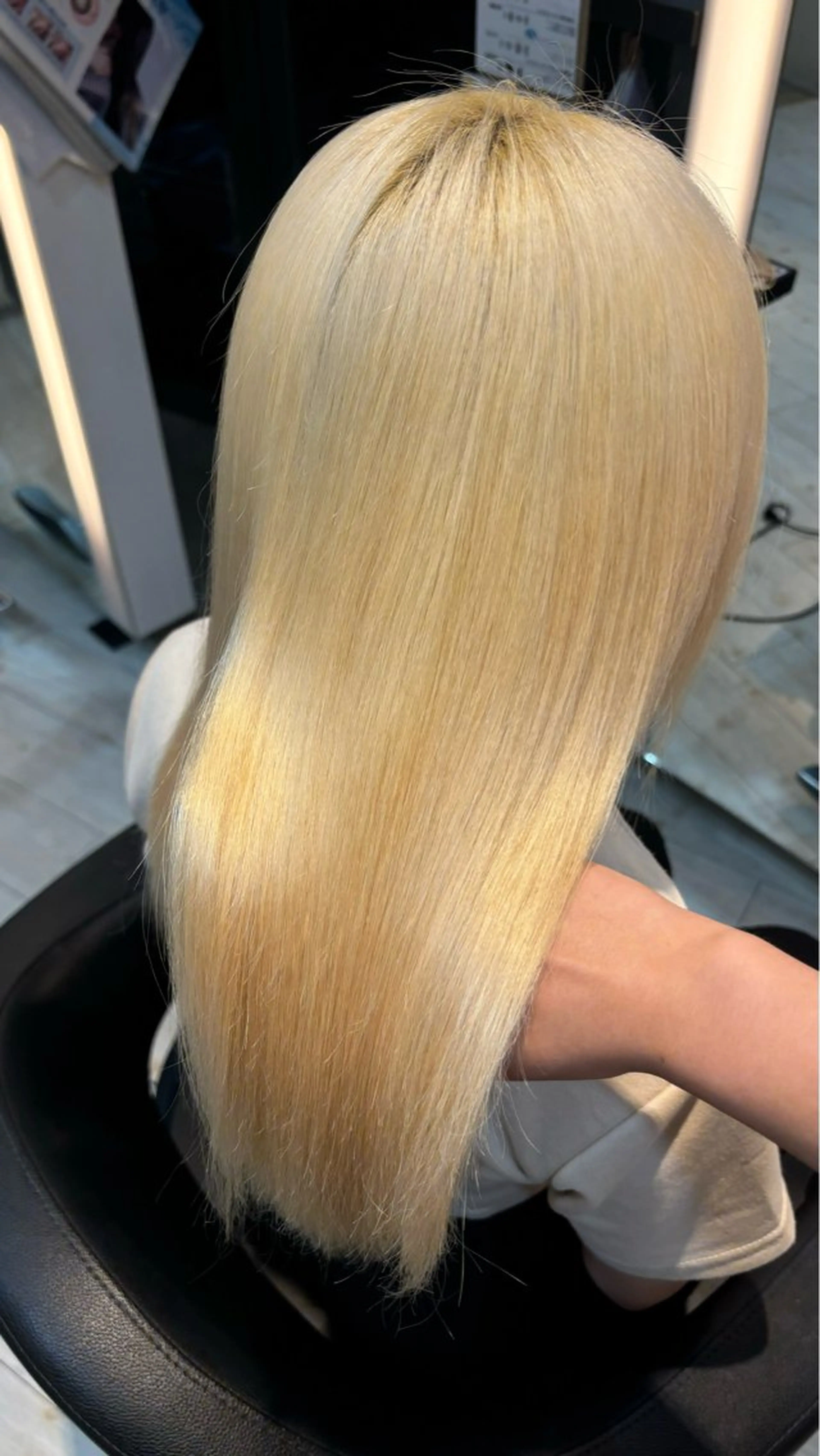 🇰🇷韓国風🇰🇷ブリーチリタッチのみ+Kerastase masqueトリートメントの写真