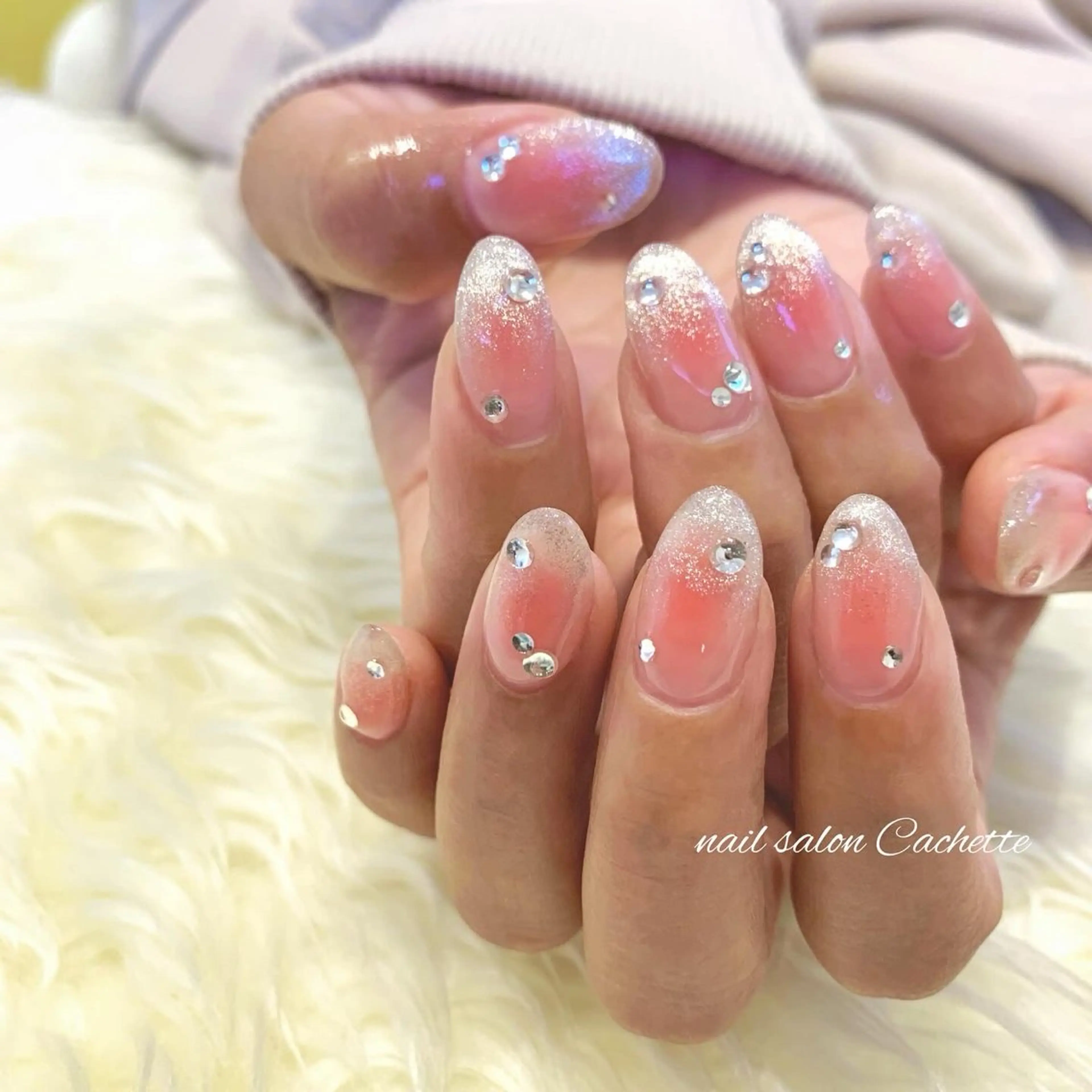 ネイル ✧Cachette✧ YUKARIのネイルデザイン