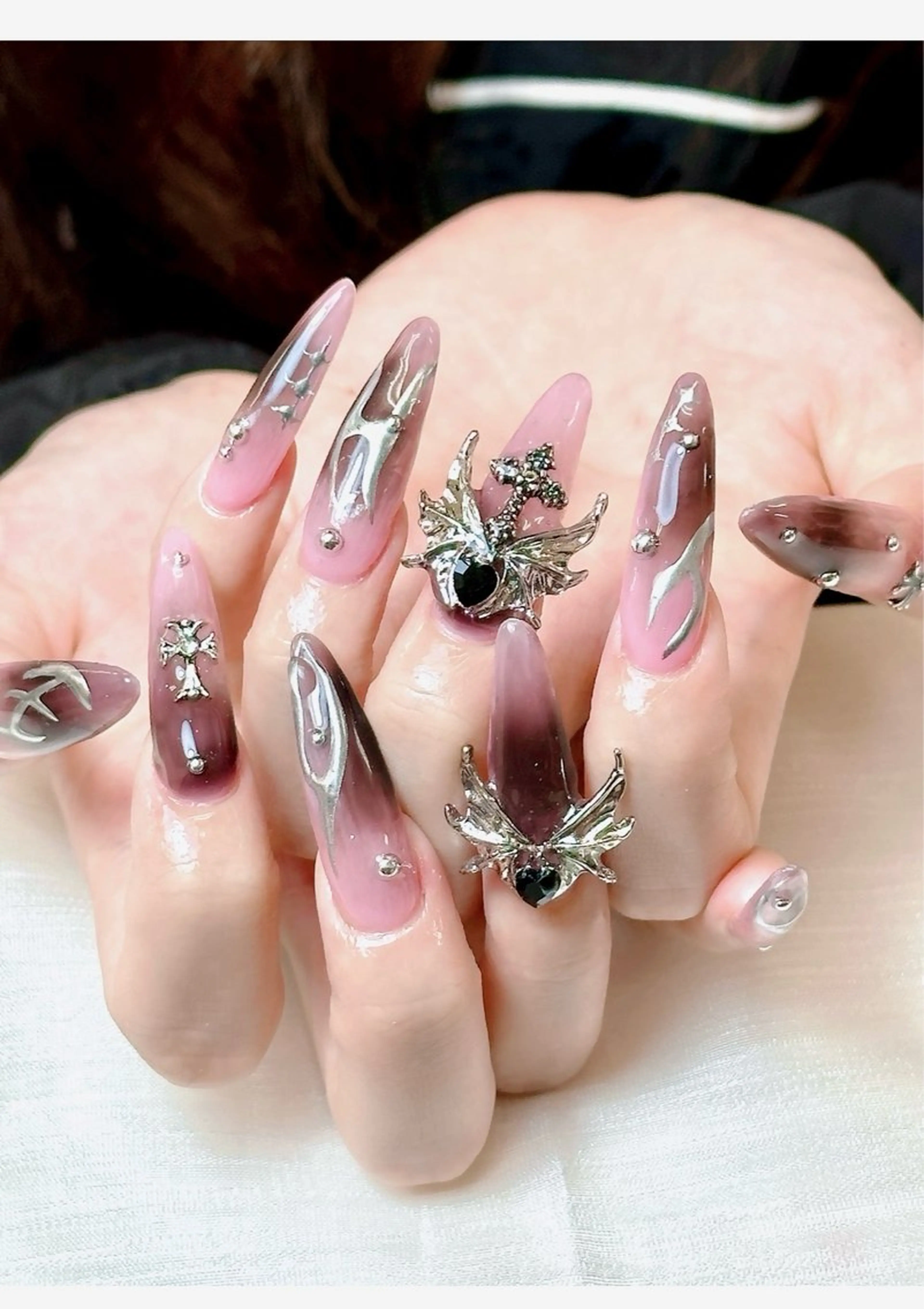 ネイル オーロラネイル チークネイル フットネイル フレンチネイル 韓国ネイル Lumi Nail 新大久保3‘のネイルデザイン