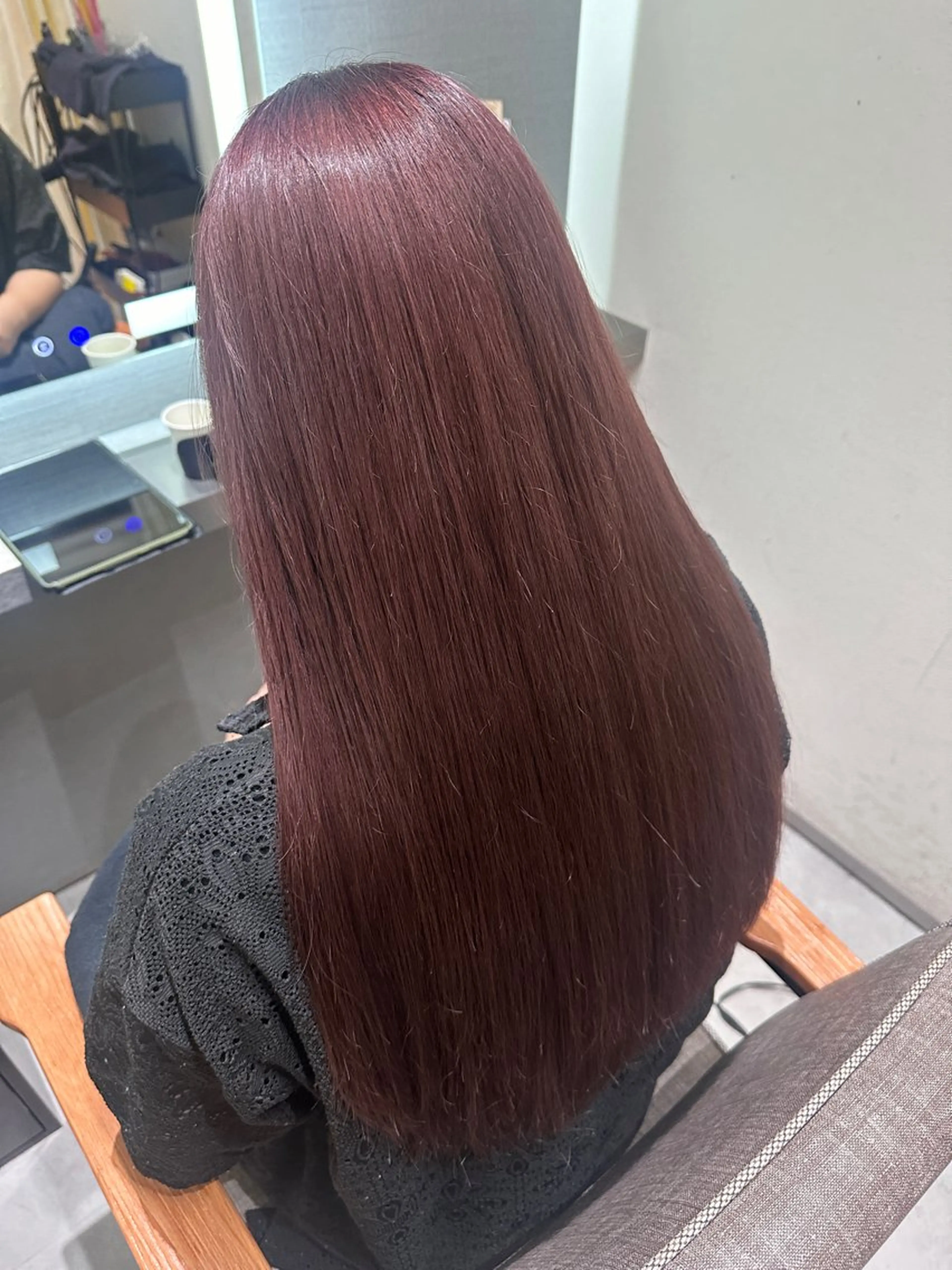 ロング カラー ブリーチ カシス ピンクカラー ヘアカラー トリートメント 🇰🇷韓国ｽﾀｲﾙ ﾚｲﾔｰ/ayanaのヘアスタイル