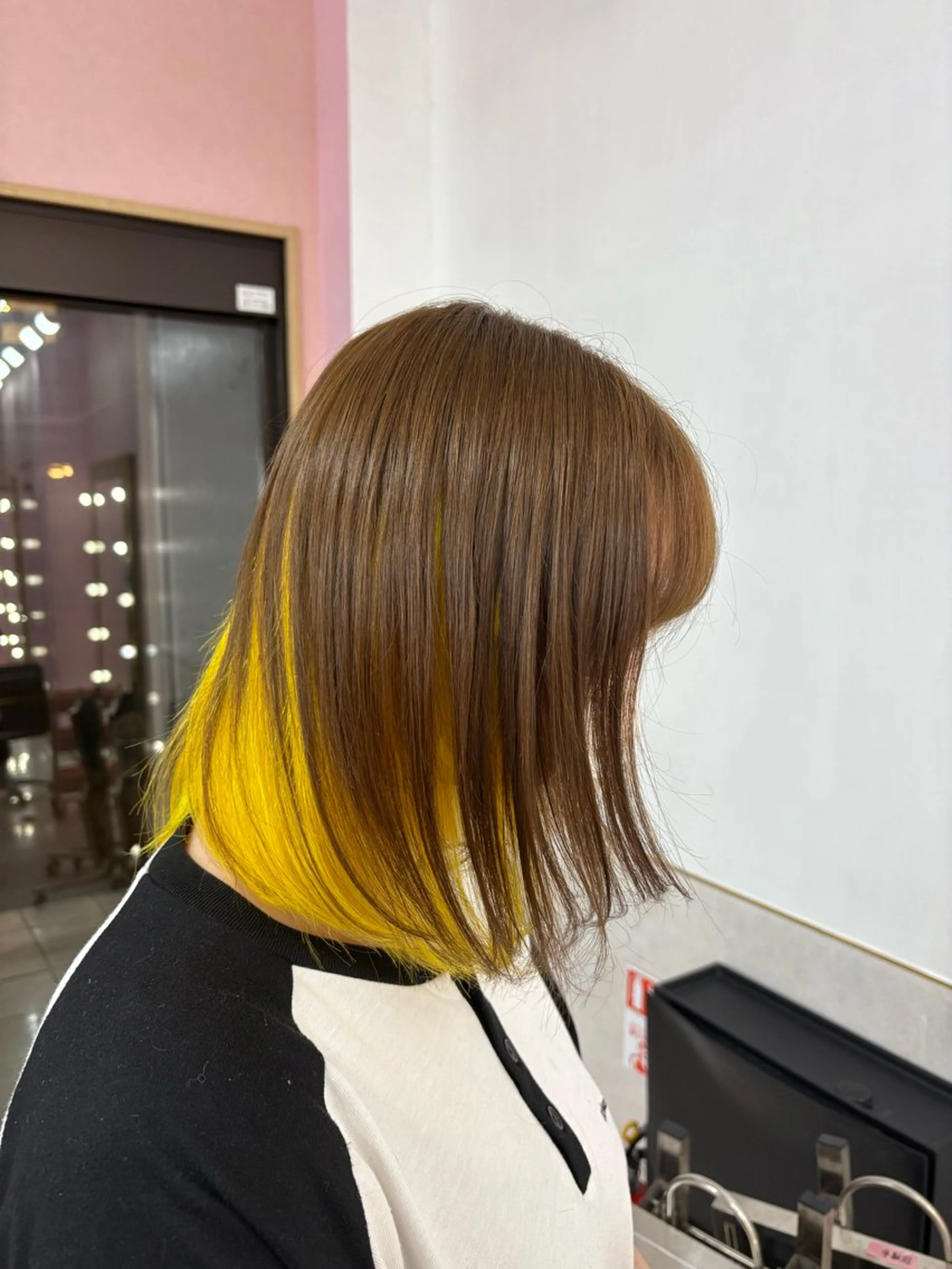 【🩰🪞インナーカラー🩰🪞】1回ケアブリーチ➕インナーカラー➕全体カラー➕髪質改善トリートメントの写真