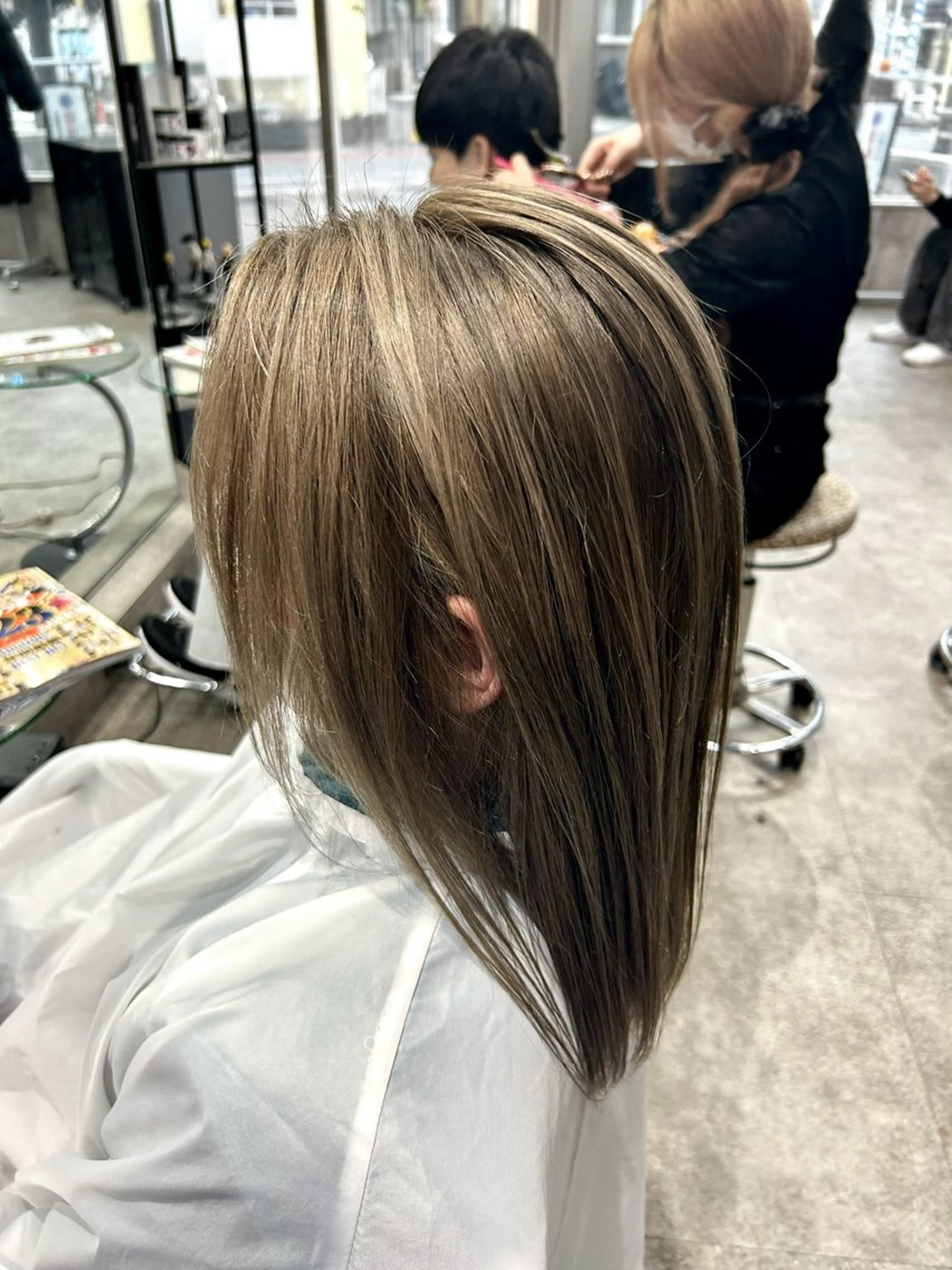 セミロング ヘアカラー トリートメント ウィチ所属・🩵縮毛矯正🩵 kiryuのヘアスタイル