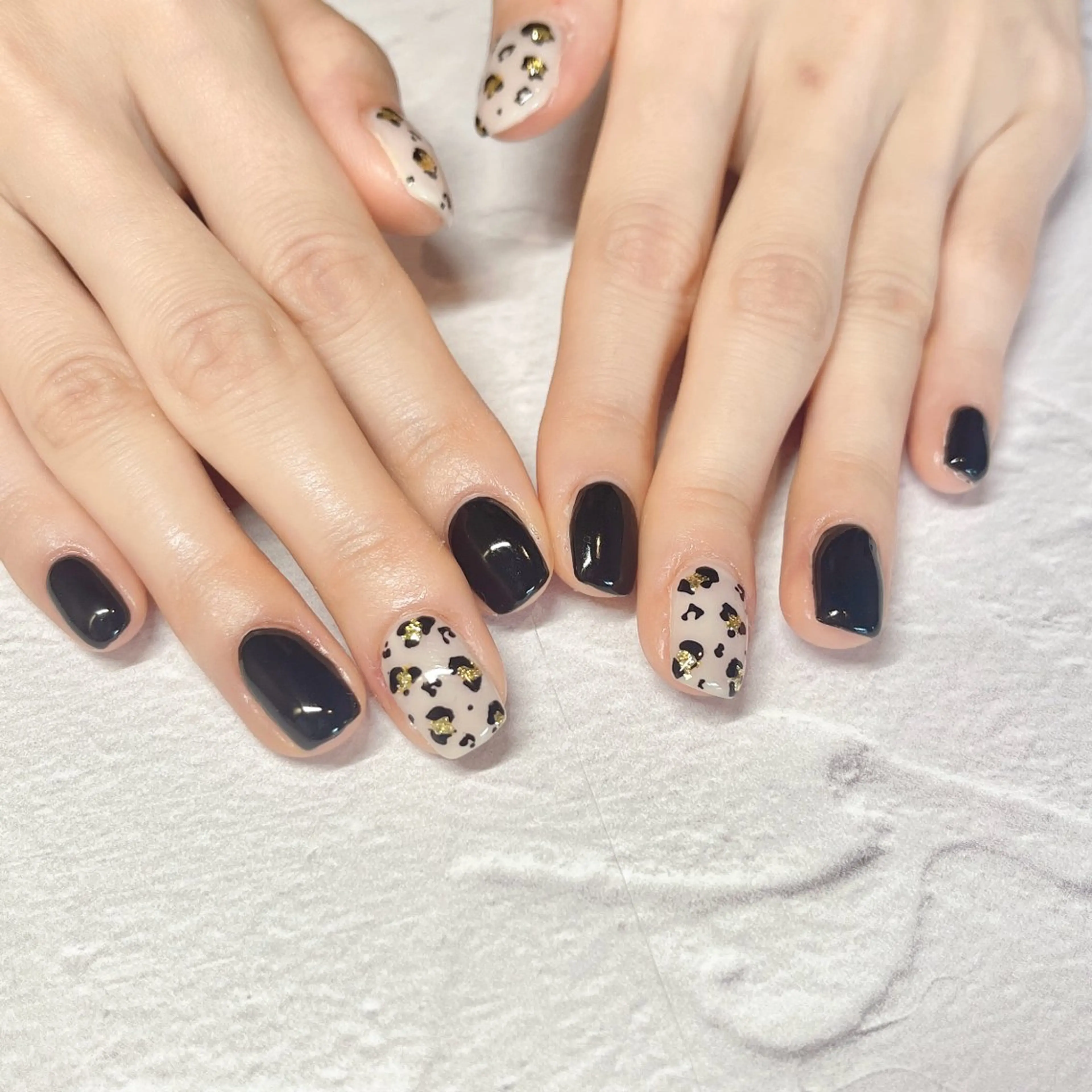 ネイル ハンドネイル li___nail 31のネイルデザイン