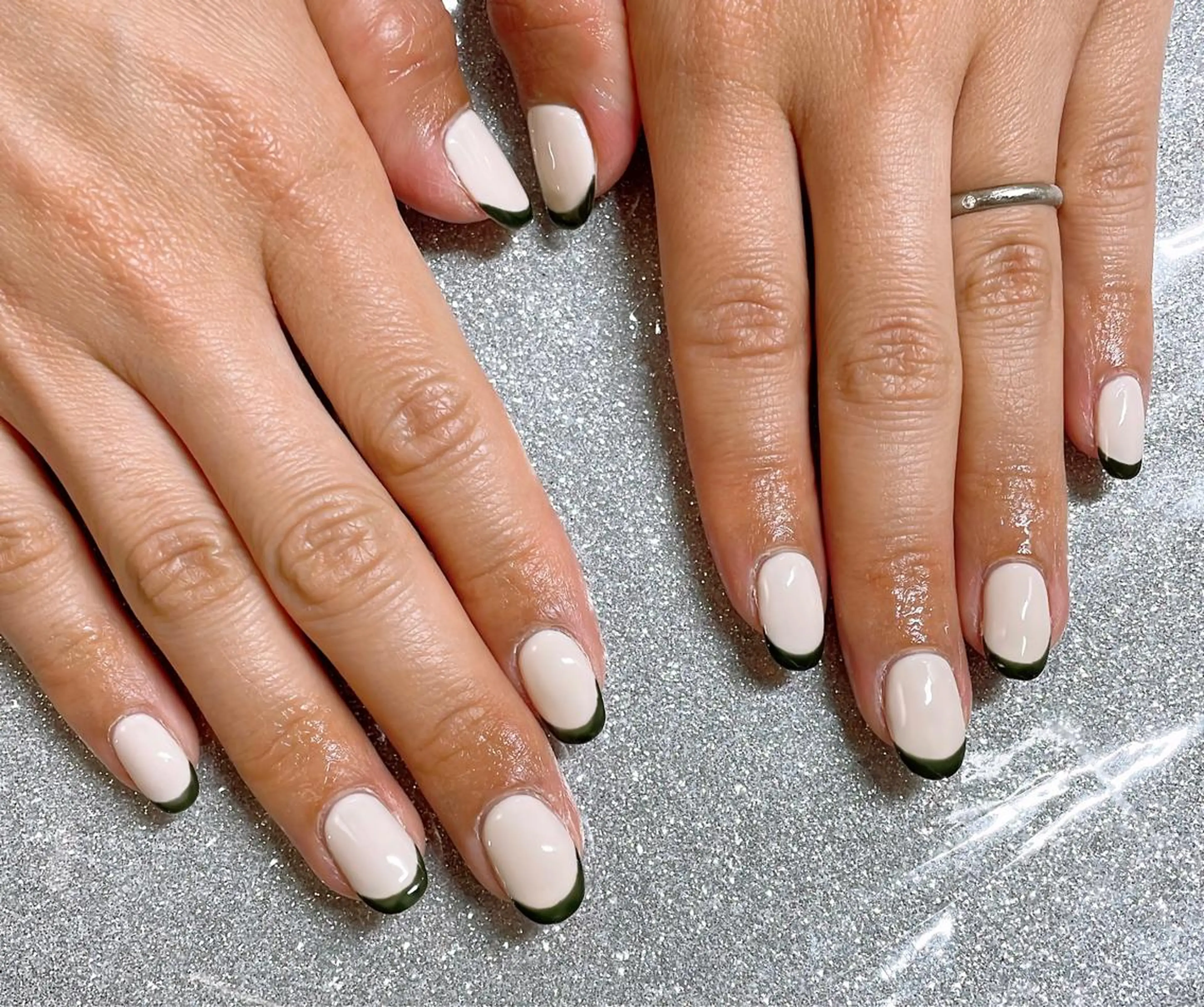 ネイル ハンドネイル VIERU 🌈🎀💖のネイルデザイン