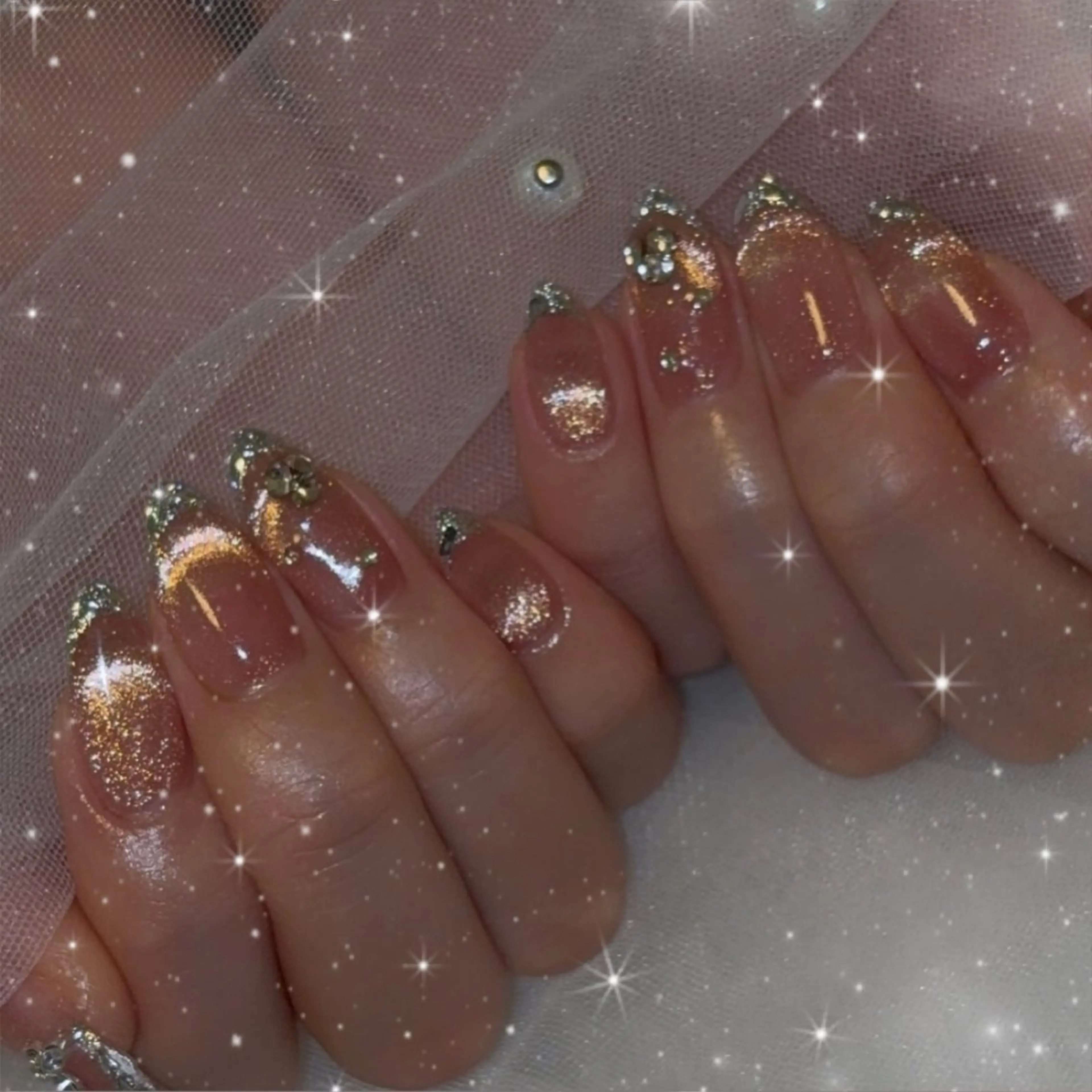 ネイル LUANA所属・LUANA ジュリのネイルデザイン