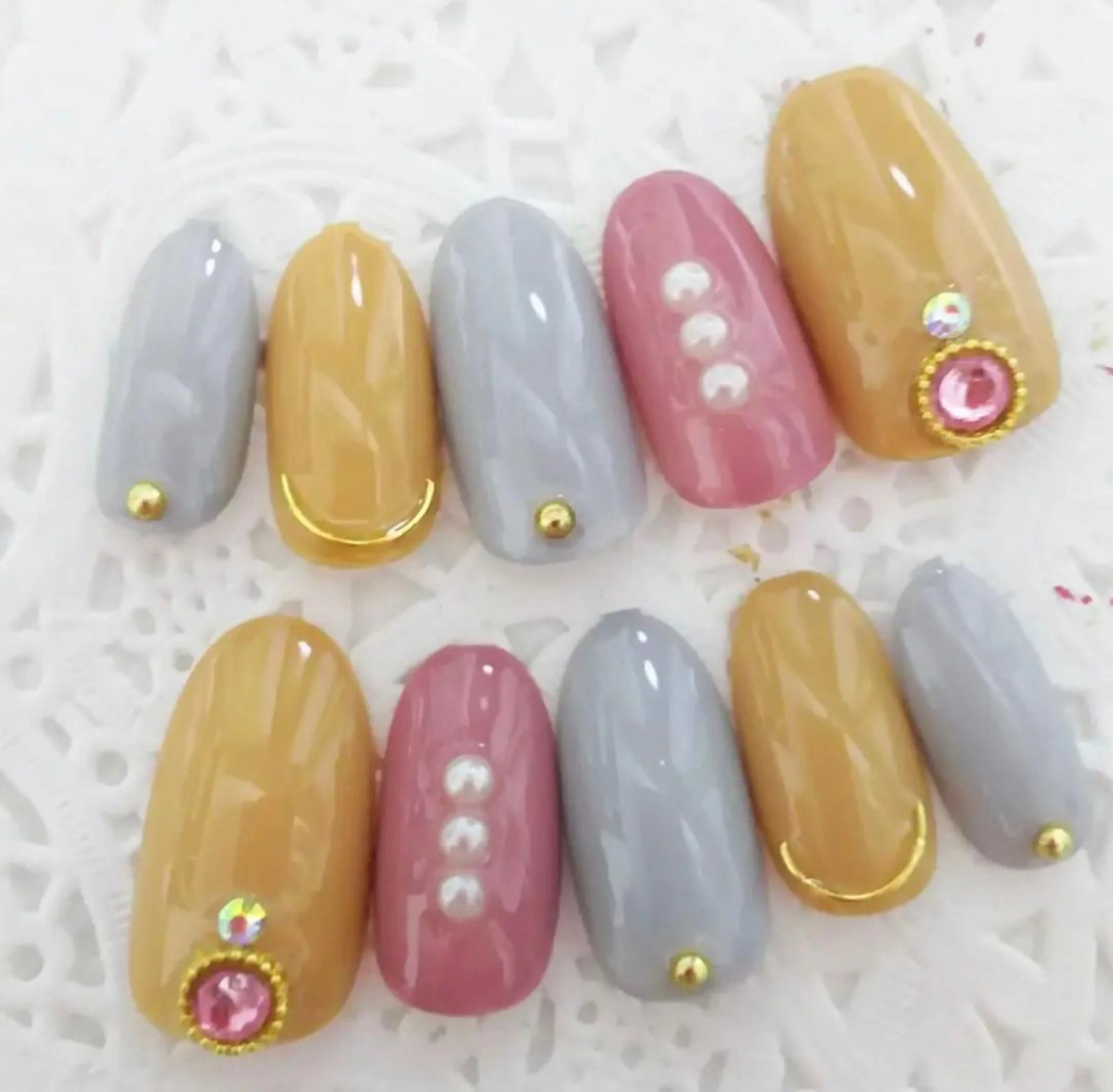 ネイル ハンドネイル ゲン レイカのネイルデザイン