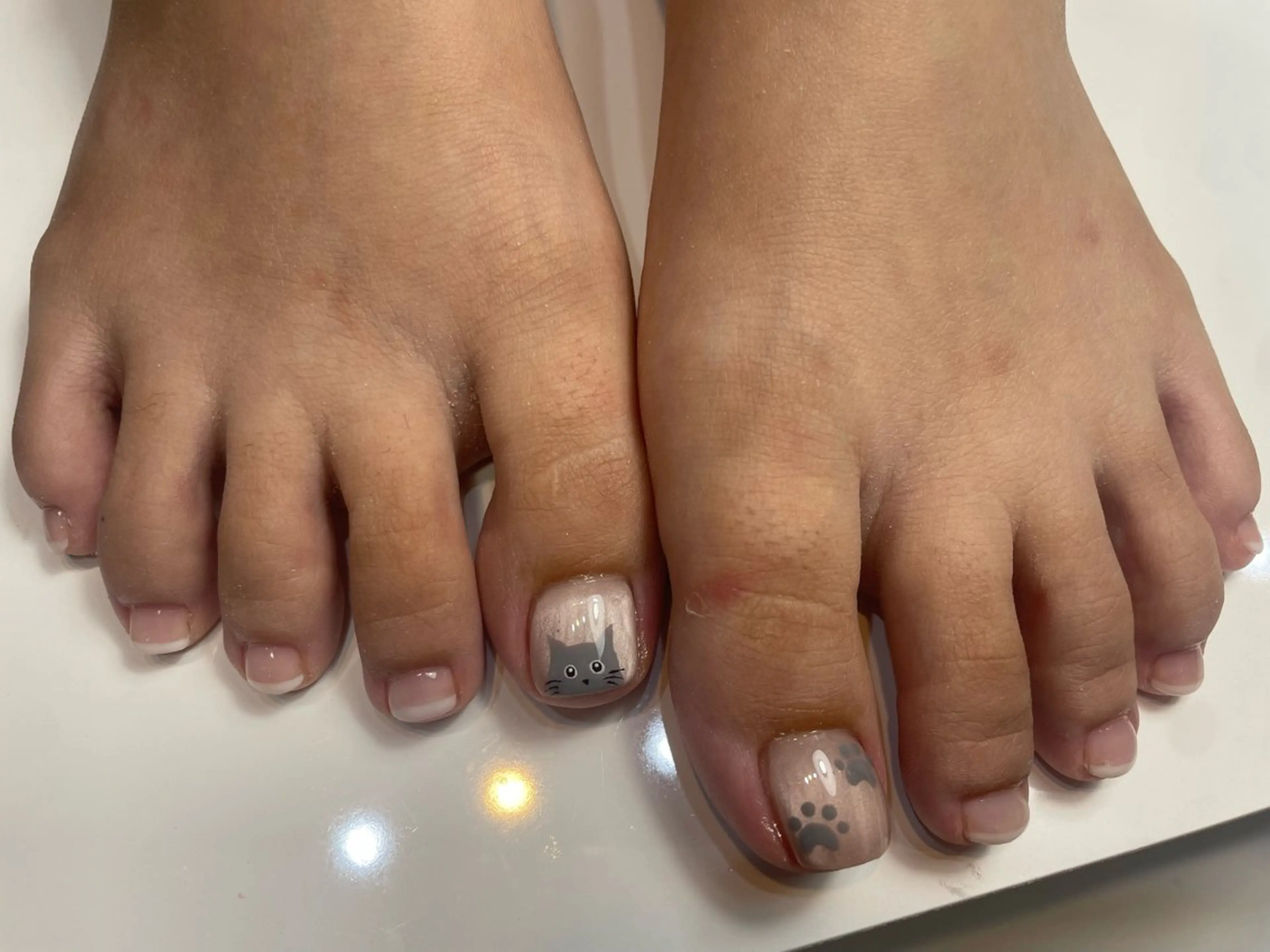 ネイル フットネイル 花岡 美沙子のネイルデザイン