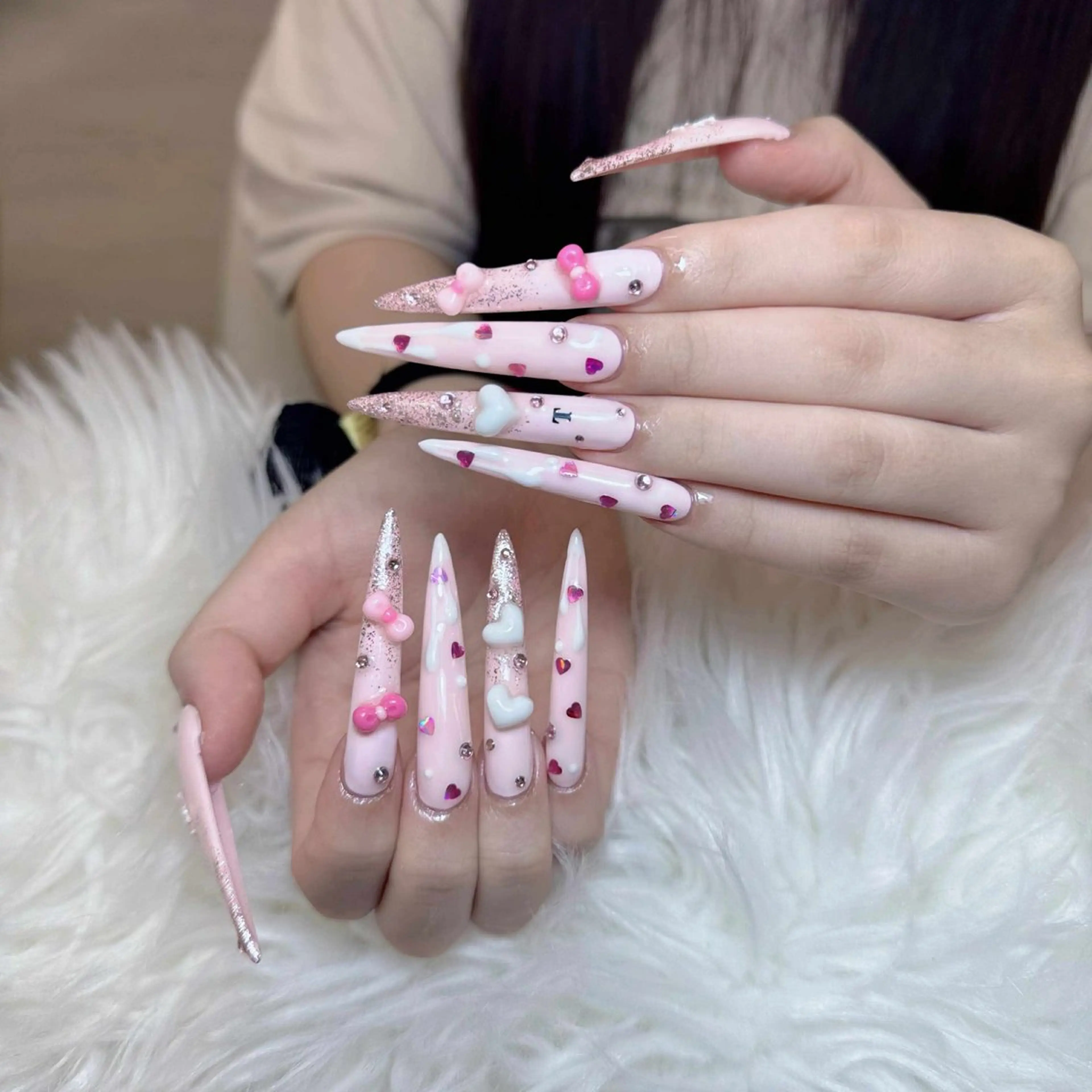 ネイル ハンドネイル ハンドケア Anh Nail 歌舞伎町のネイルデザイン